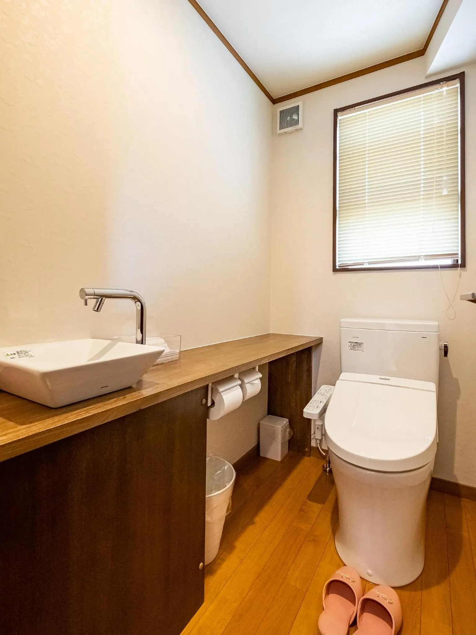 Toilet in Villa Ensoleille