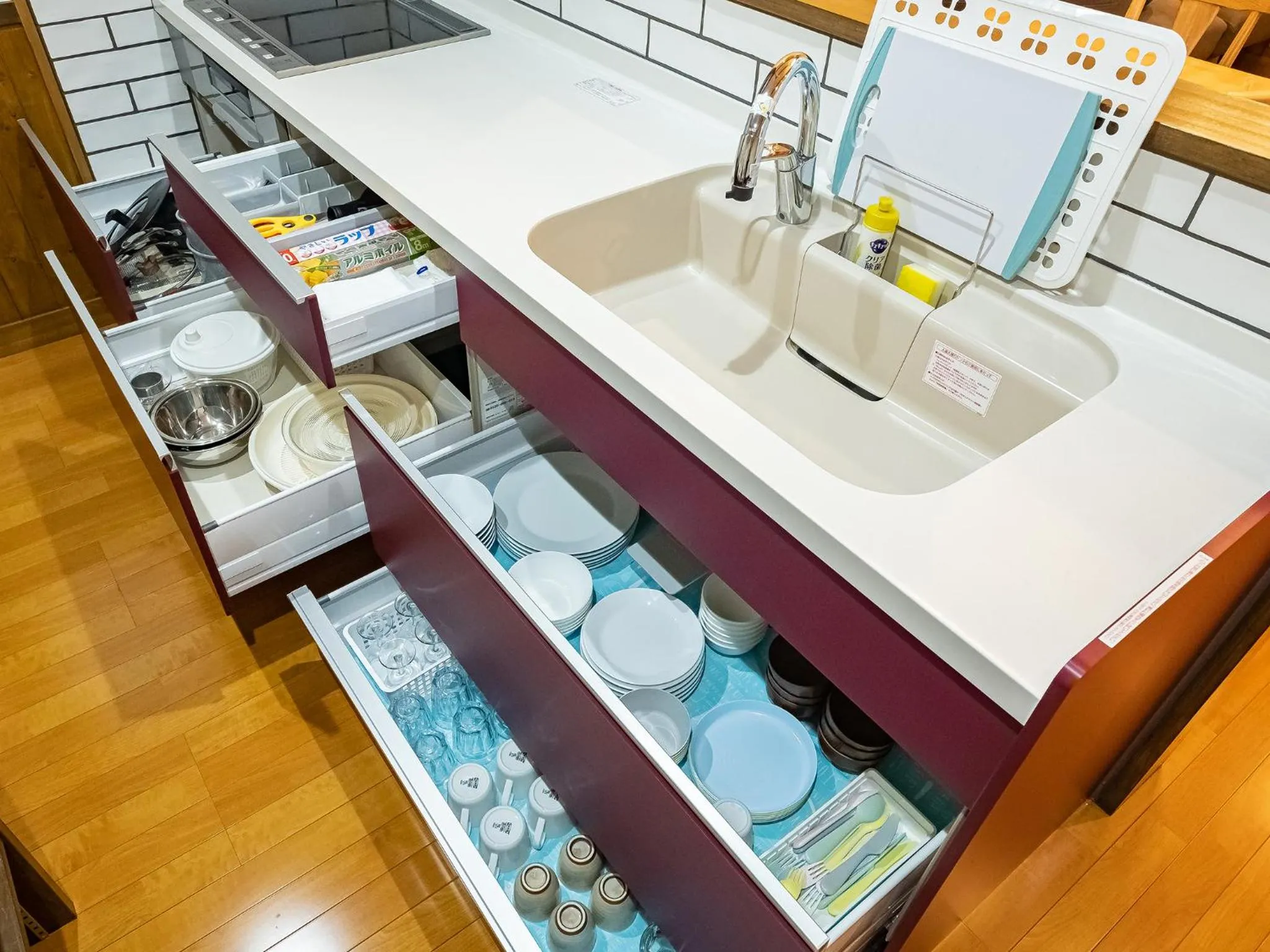 Kitchen or kitchenette in Villa Ensoleille