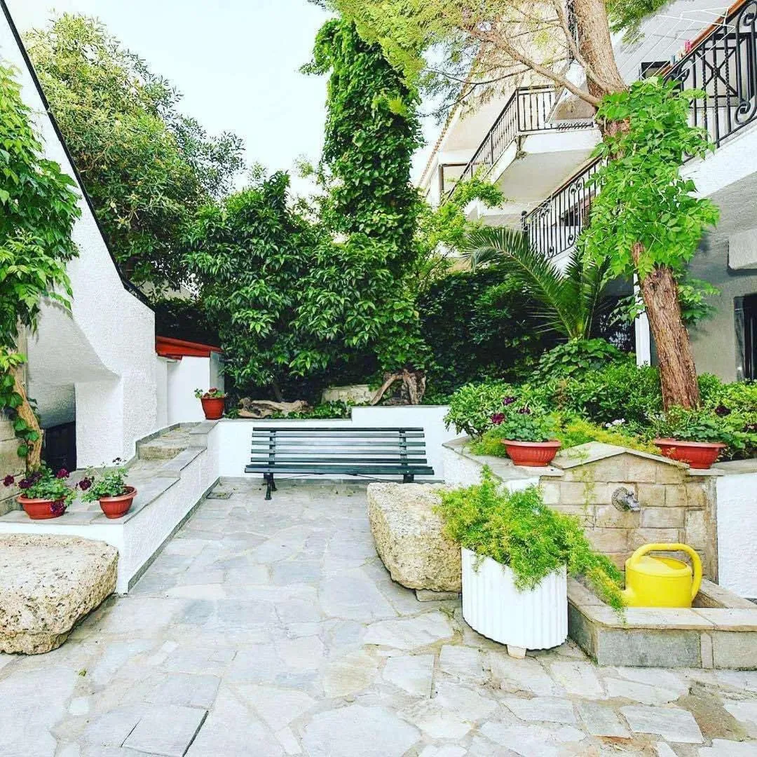 Garden in Argo Apartments
