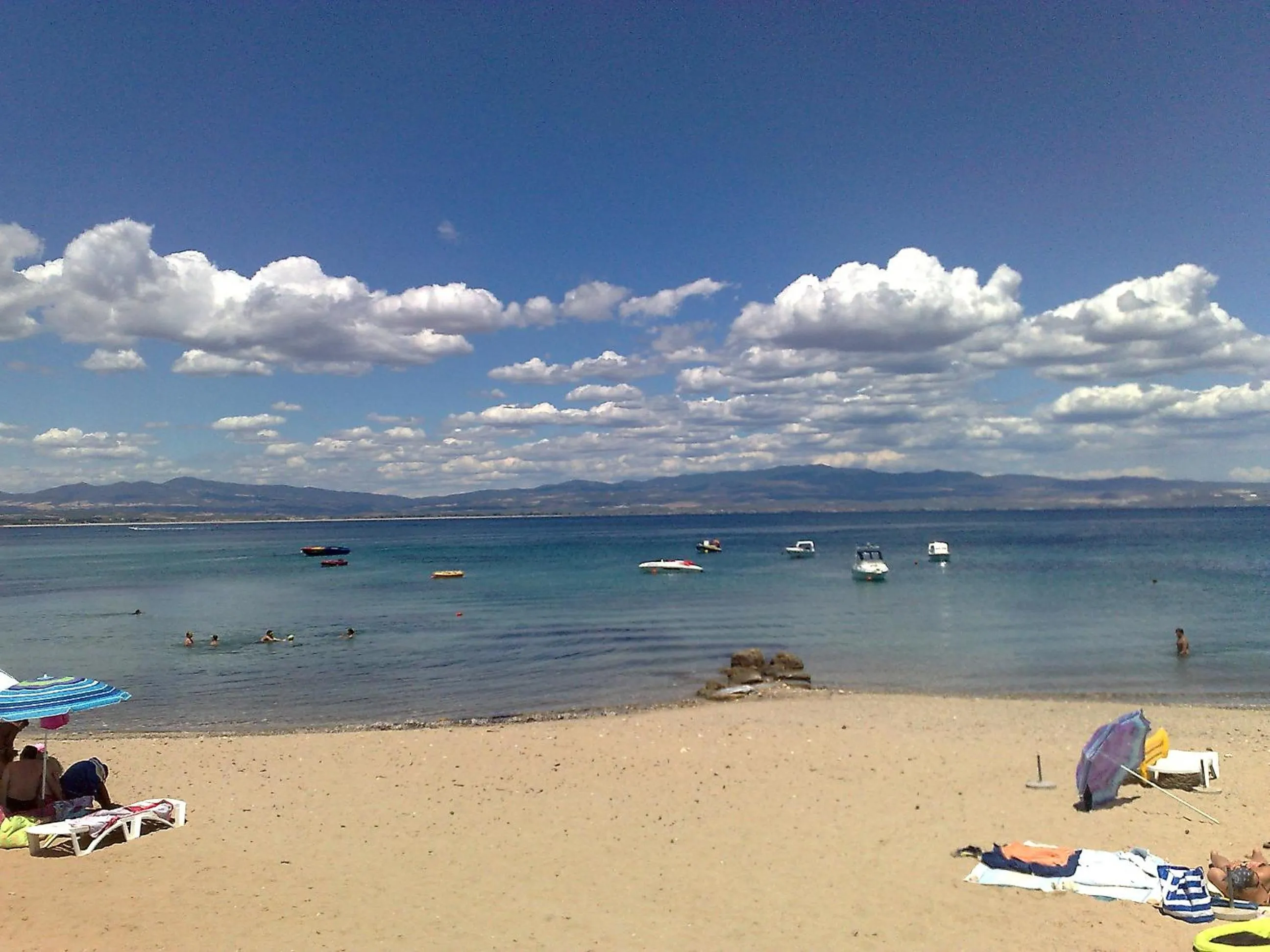 Beach in Argo Apartments