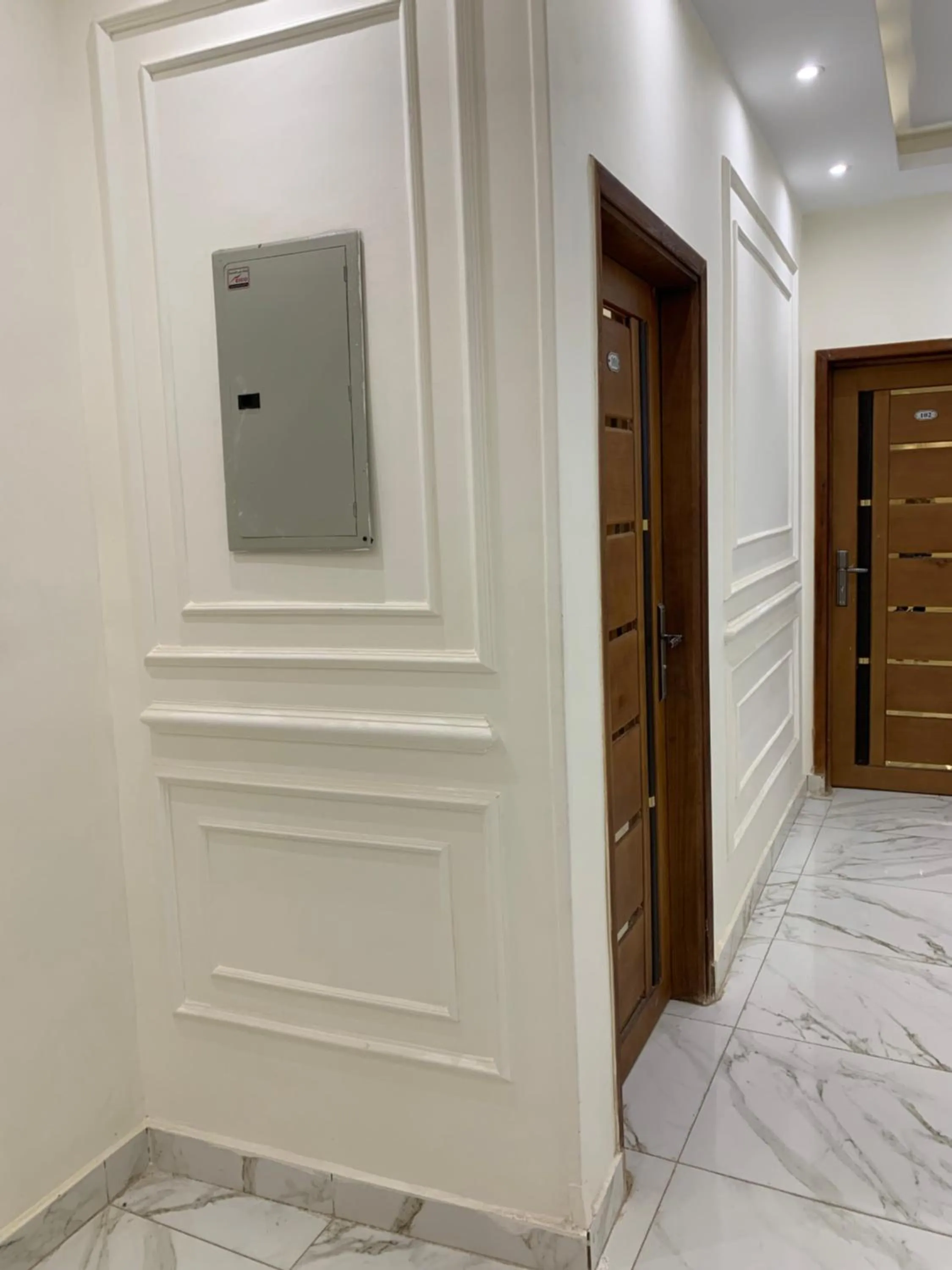 PR Family pyramids inn