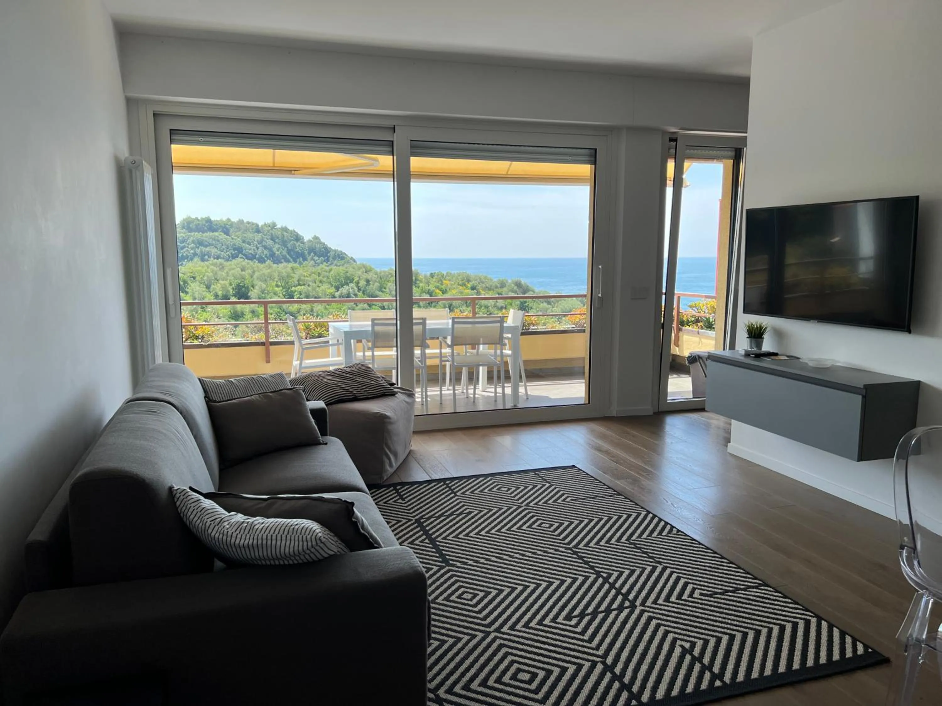 Communal lounge/ TV room in Eco del Silenzio