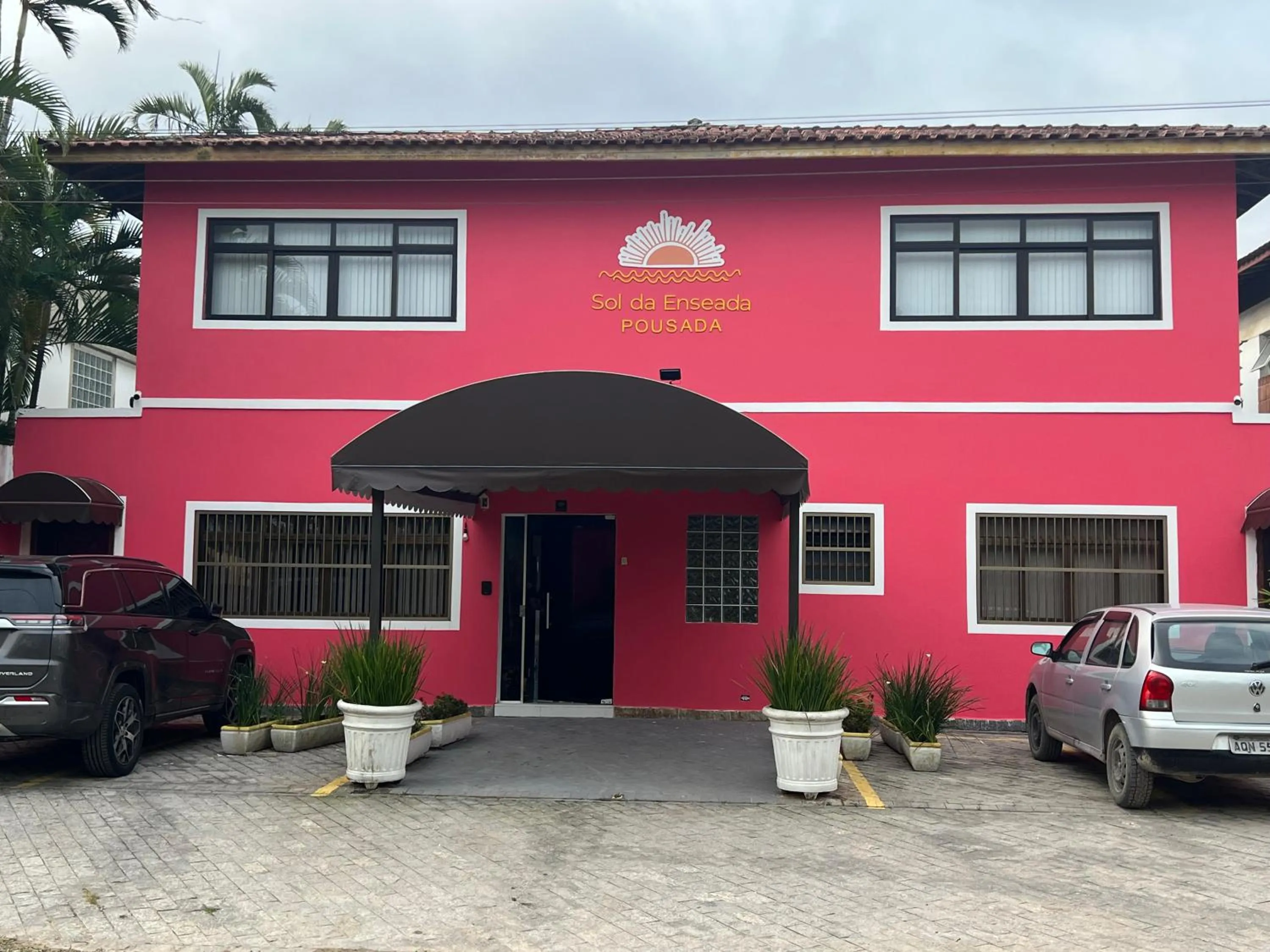 Property building in Pousada Sol da Enseada Guarujá Inn - Piscina Aquecida