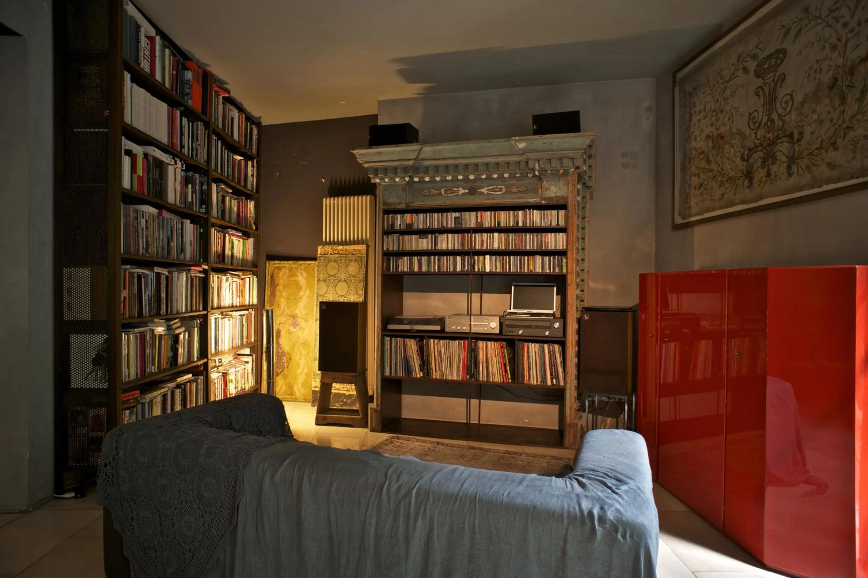 Library in B&B Design