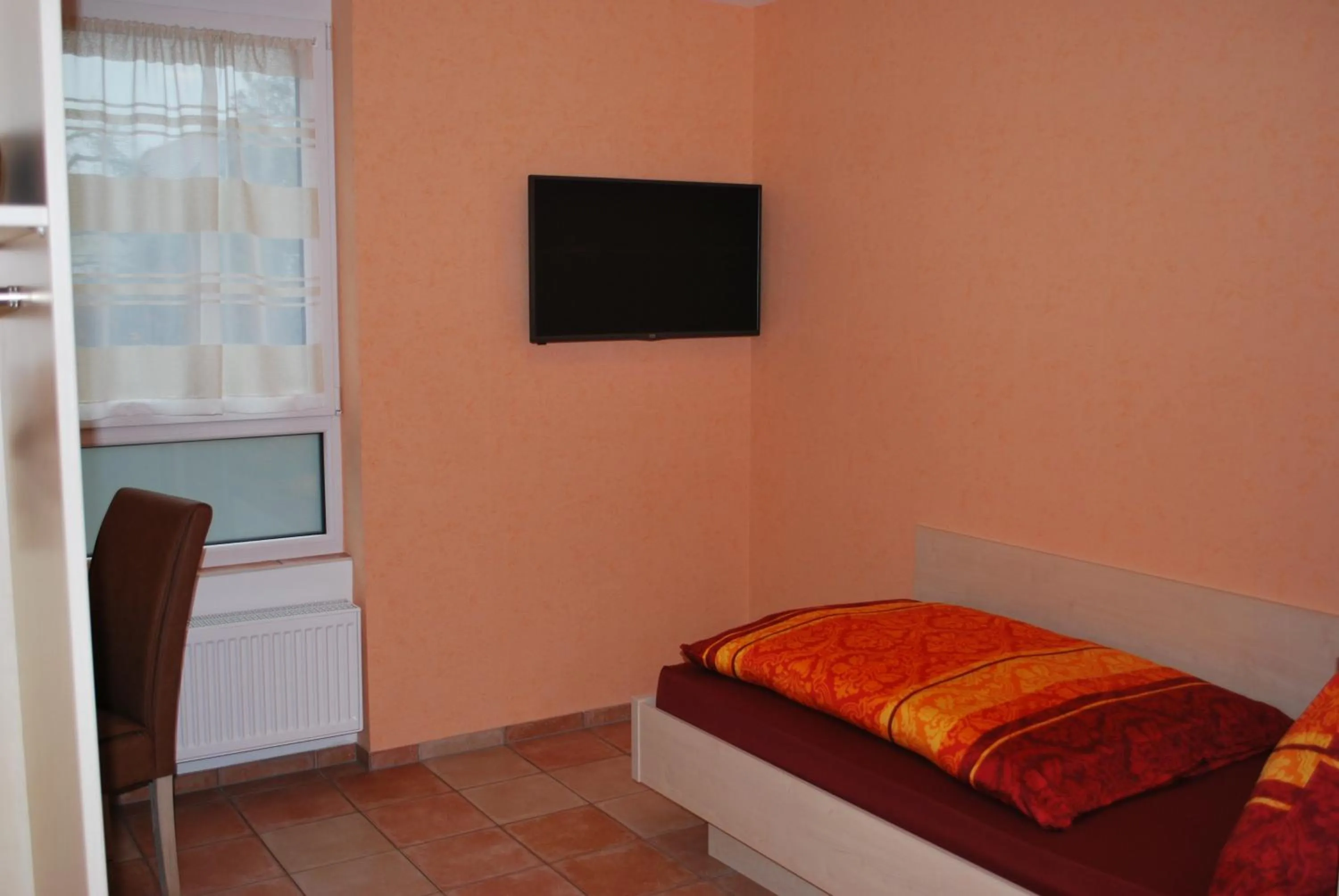 Photo of the whole room, Bed in Hotel Gasthof “Goldener Engel”