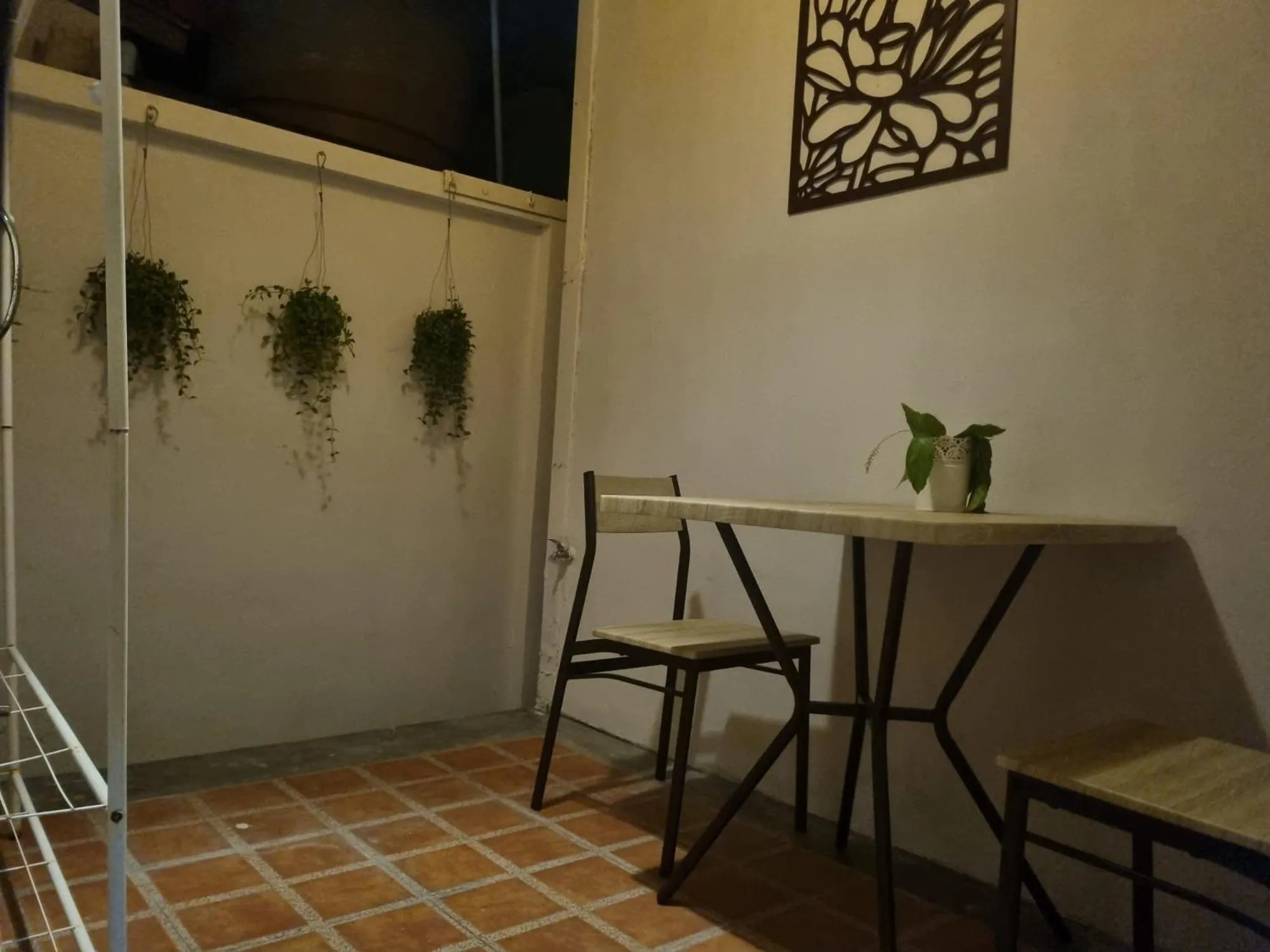 Dining area in New Breakers Hotel Rawai