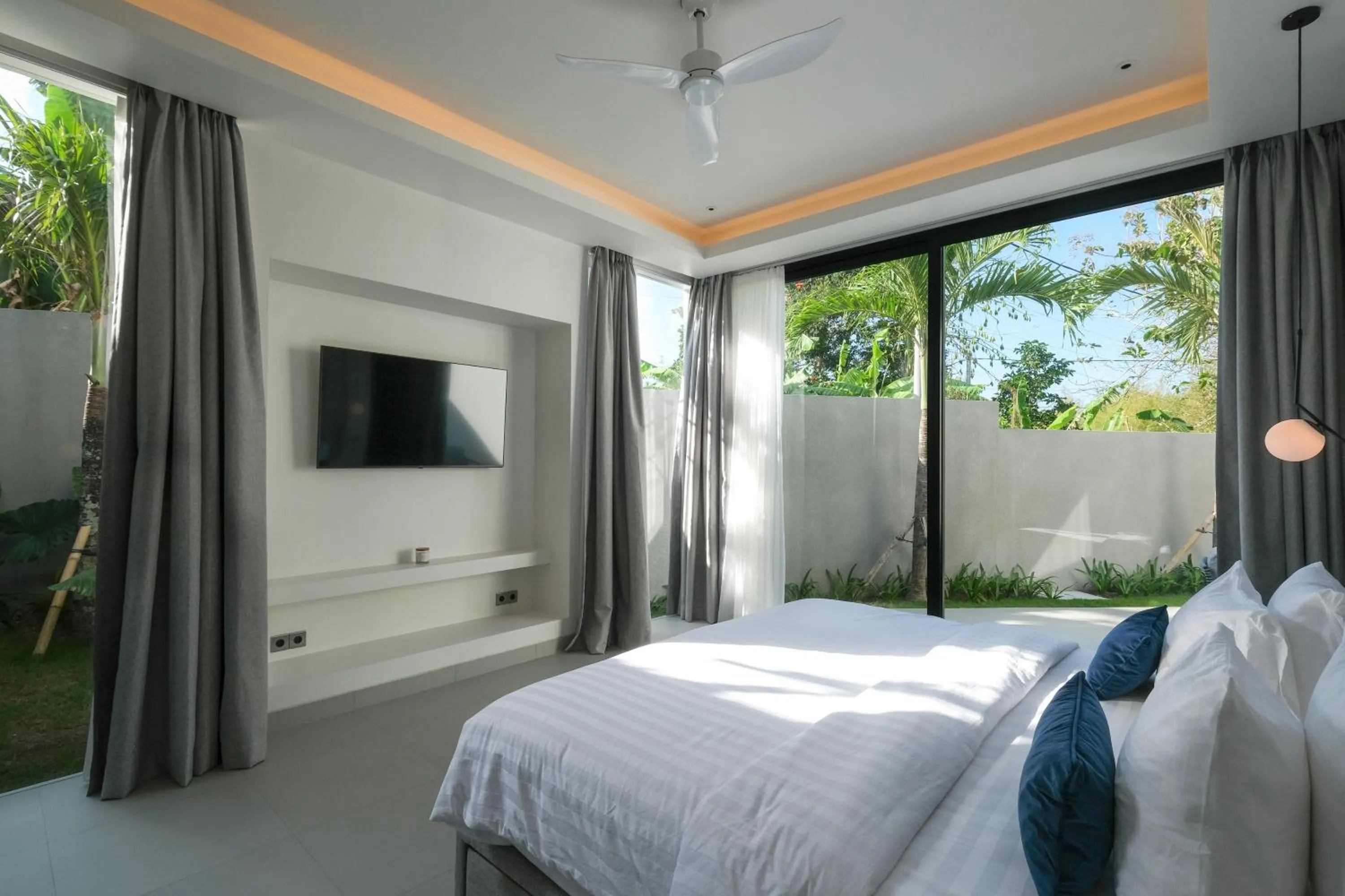 Bed in Bingin Breeze