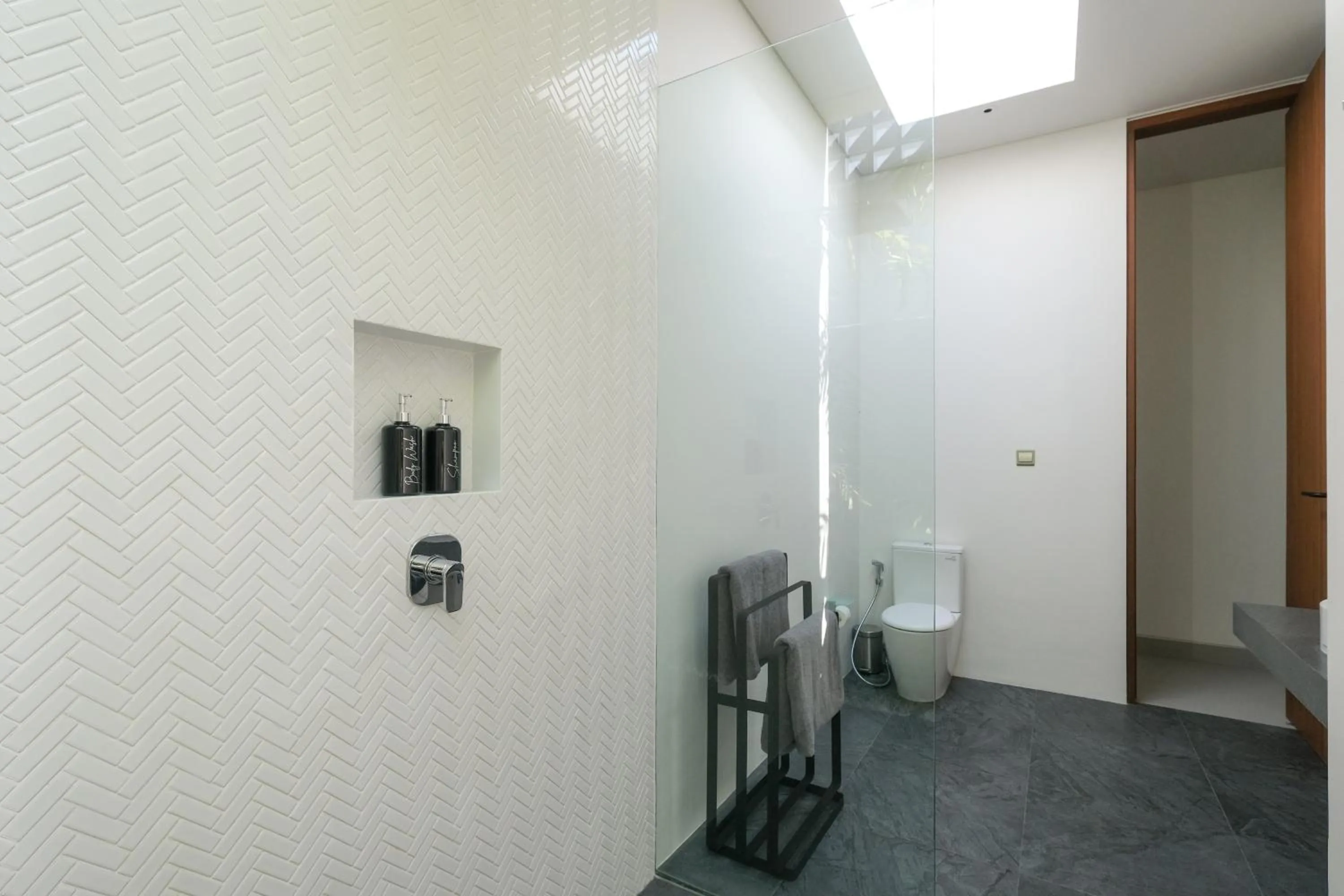 Toilet in Bingin Breeze