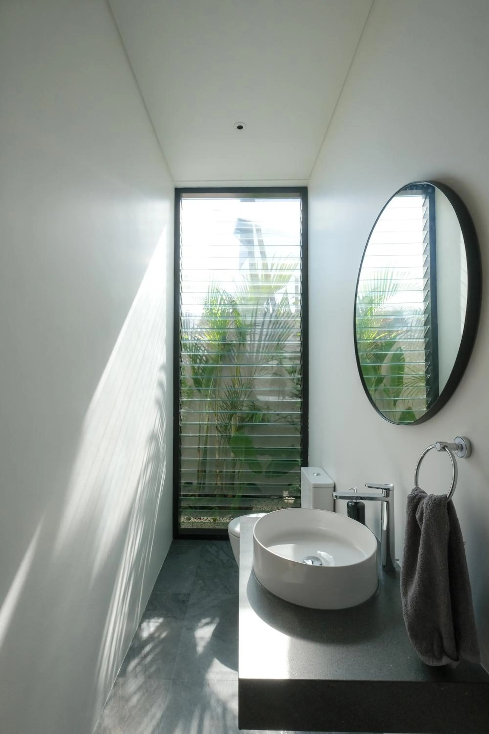 Bathroom in Bingin Breeze