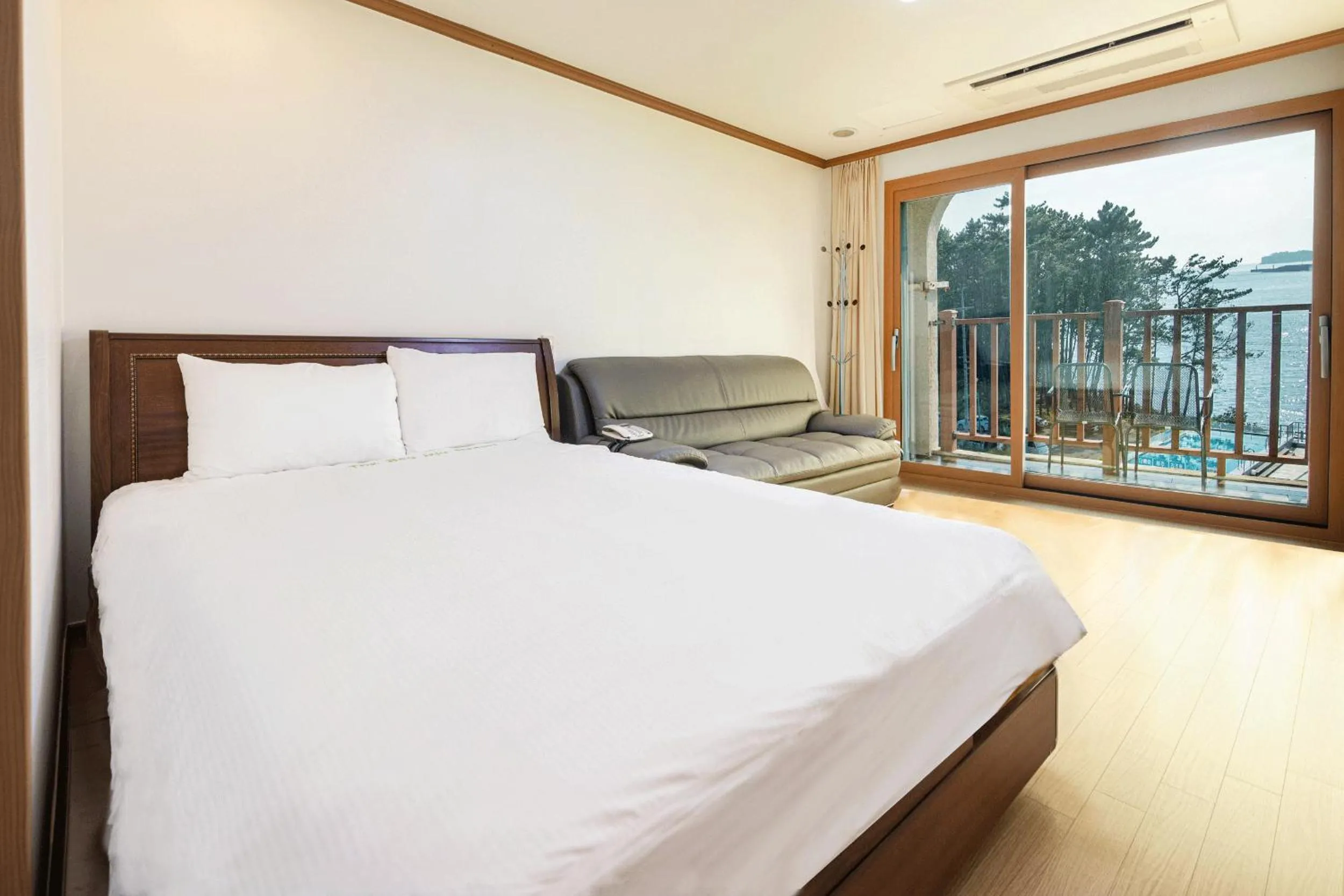 Bed in The Bay Jeju Resort