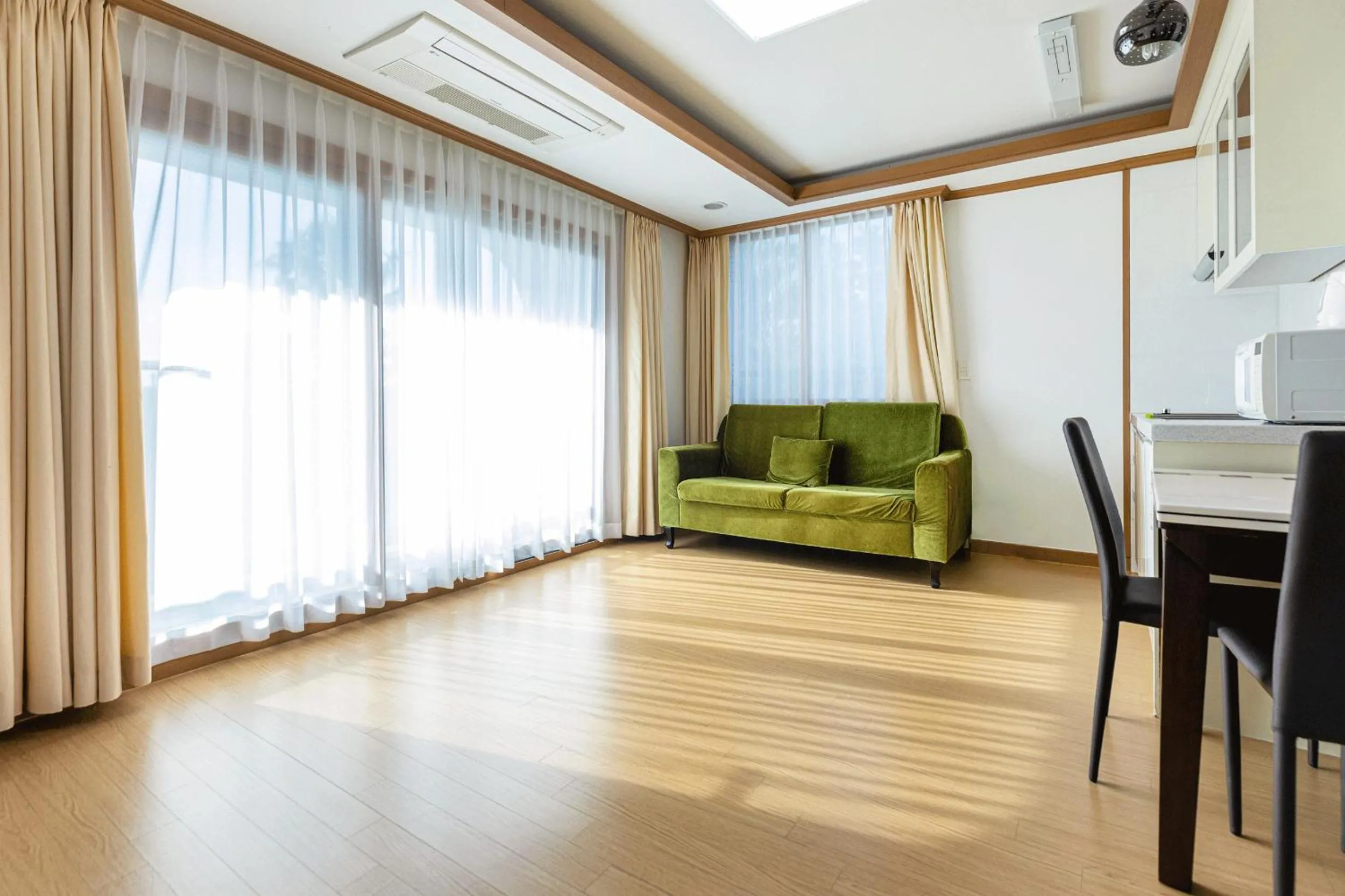 kitchen in The Bay Jeju Resort