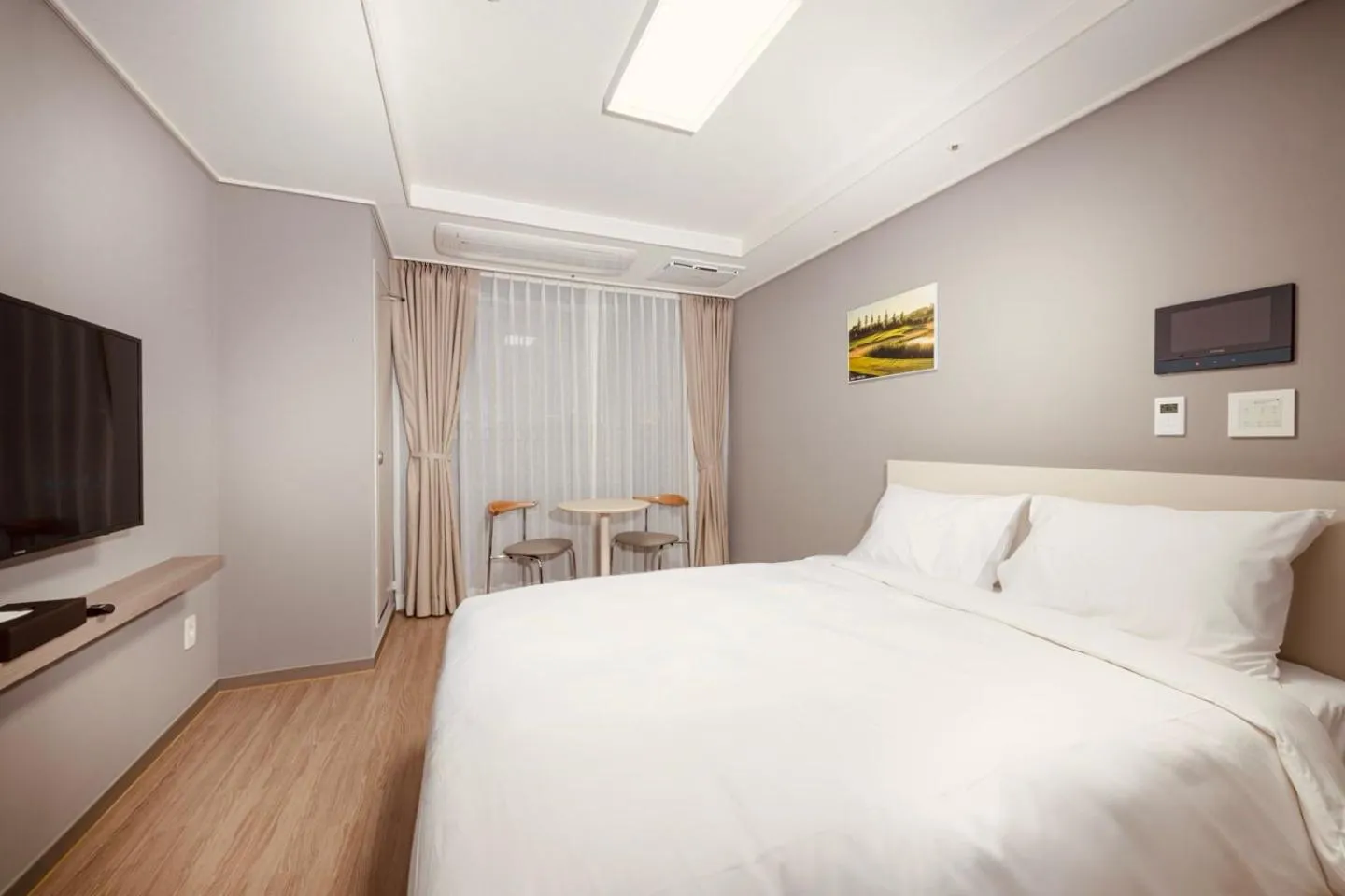 Photo of the whole room, Bed in Sollago Myeongdong Hotel & Residence