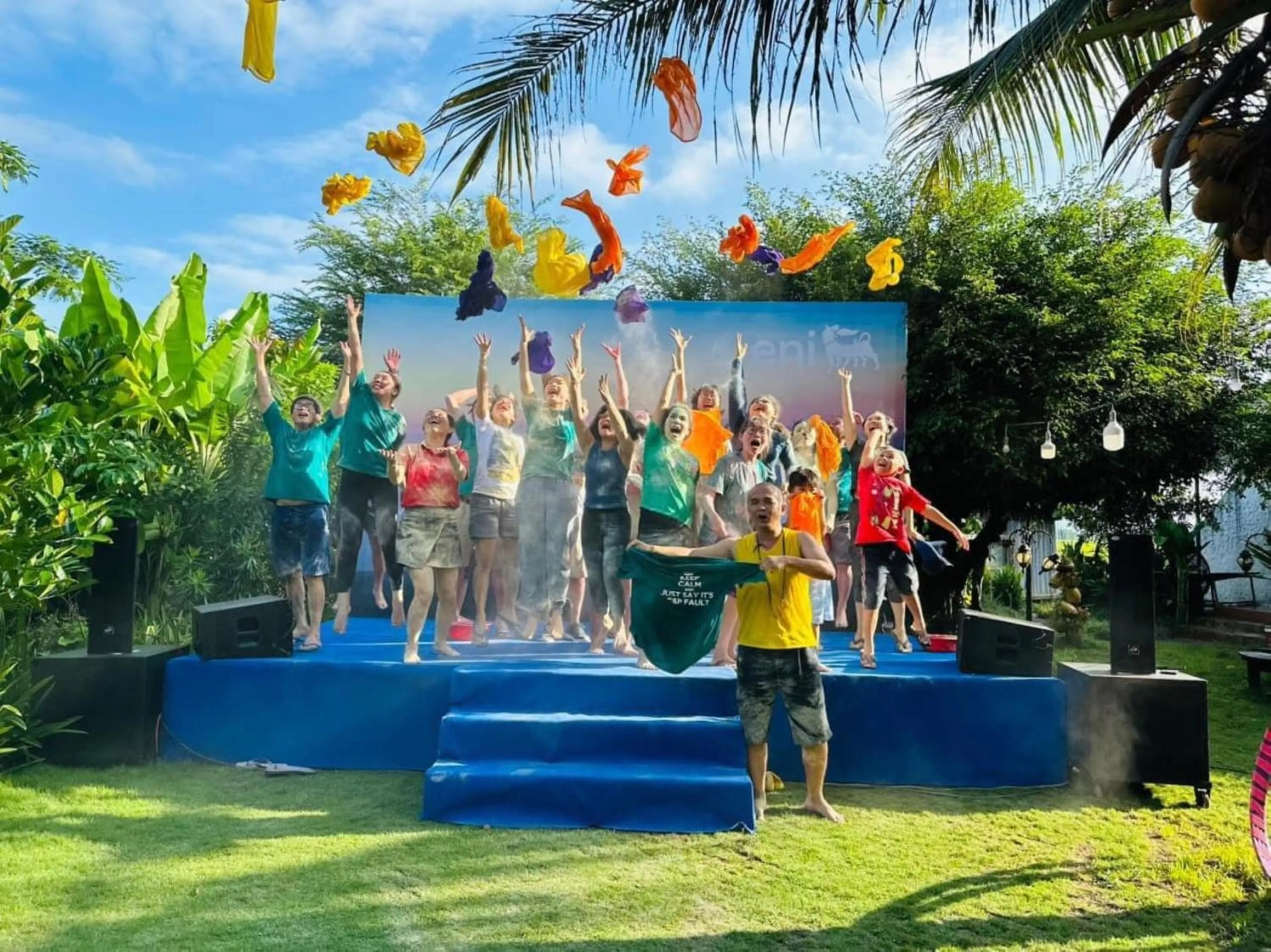 group of guests in The Ruong Resort