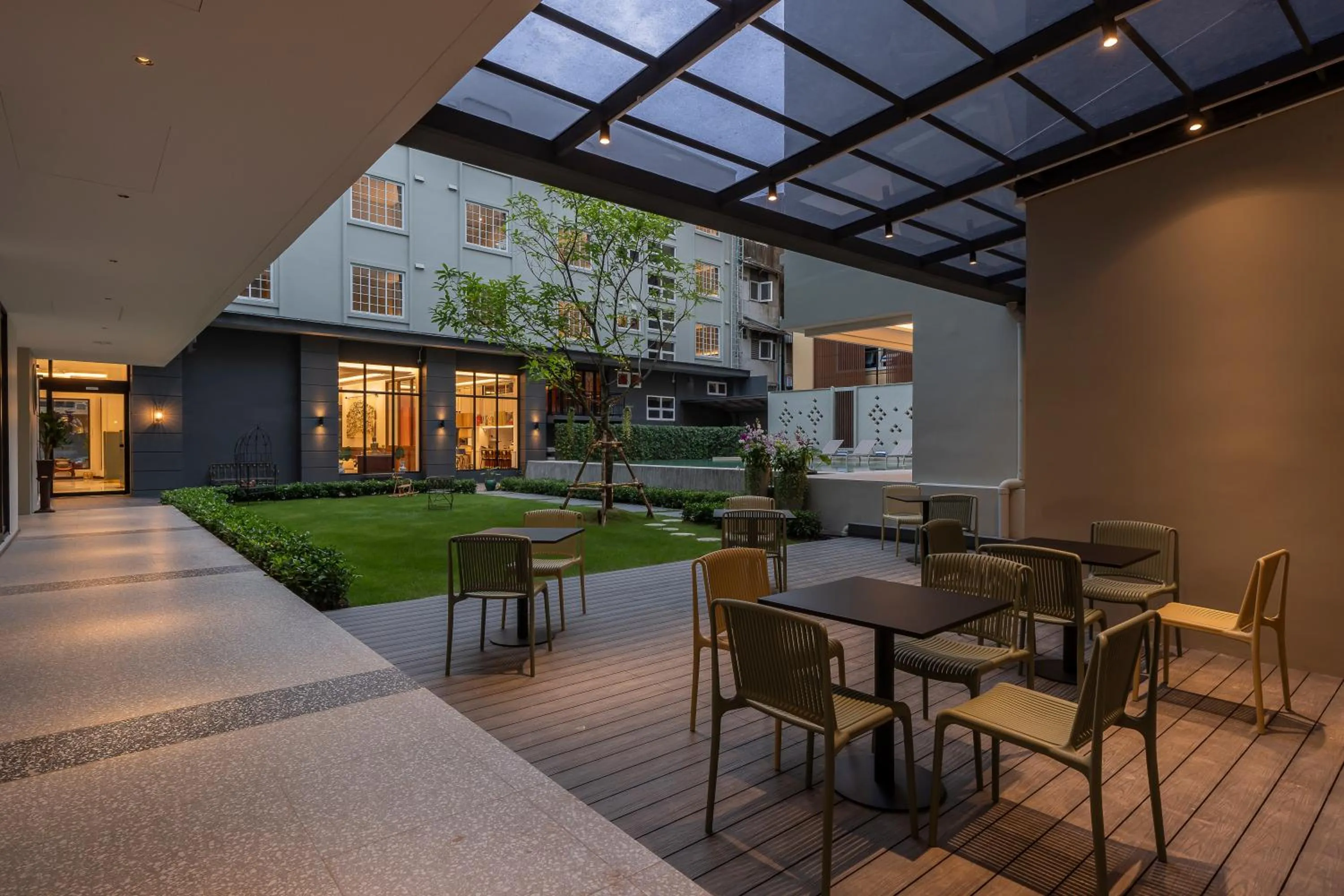 Garden in Pranakorn Heritage Hotel