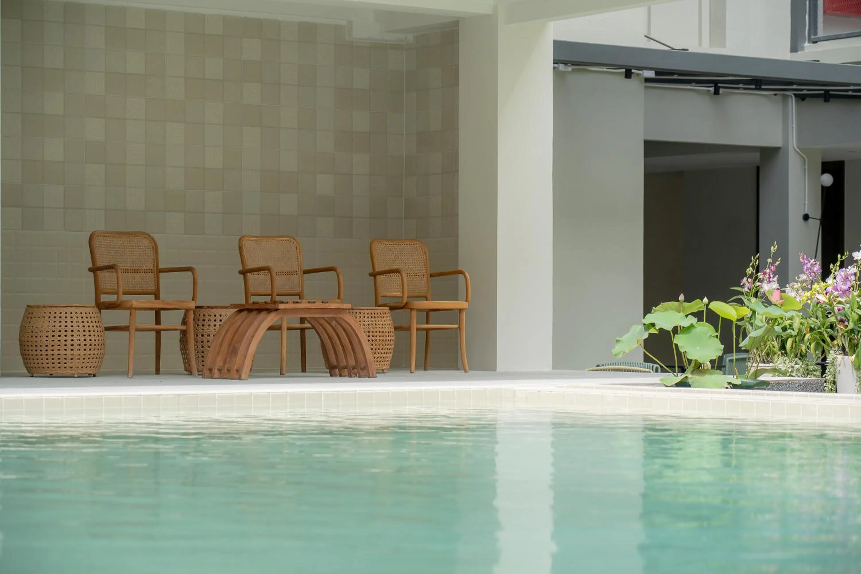 Swimming pool in Pranakorn Heritage Hotel