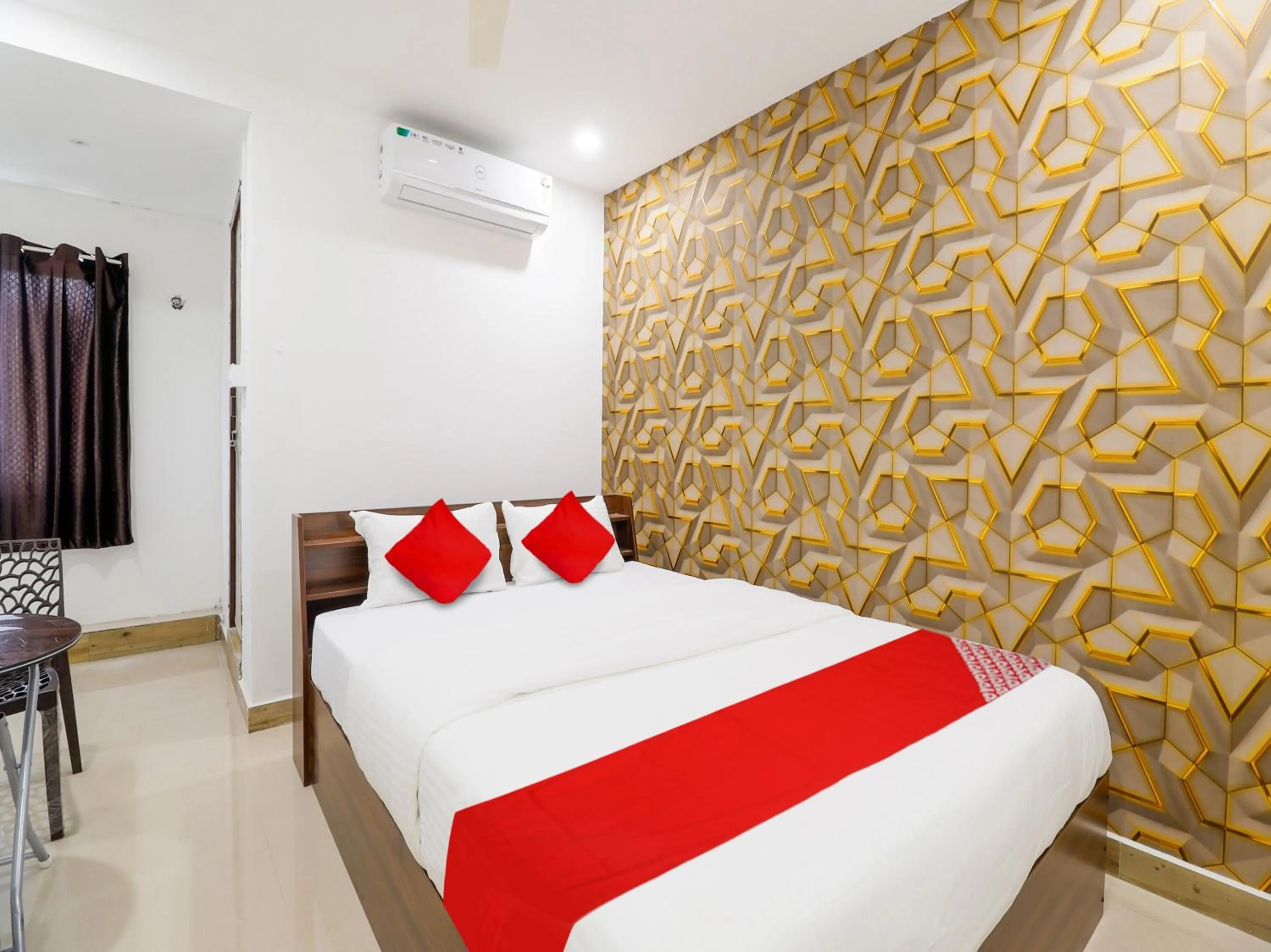 Lobby or reception, Bed in Hotel O Kompally Residency
