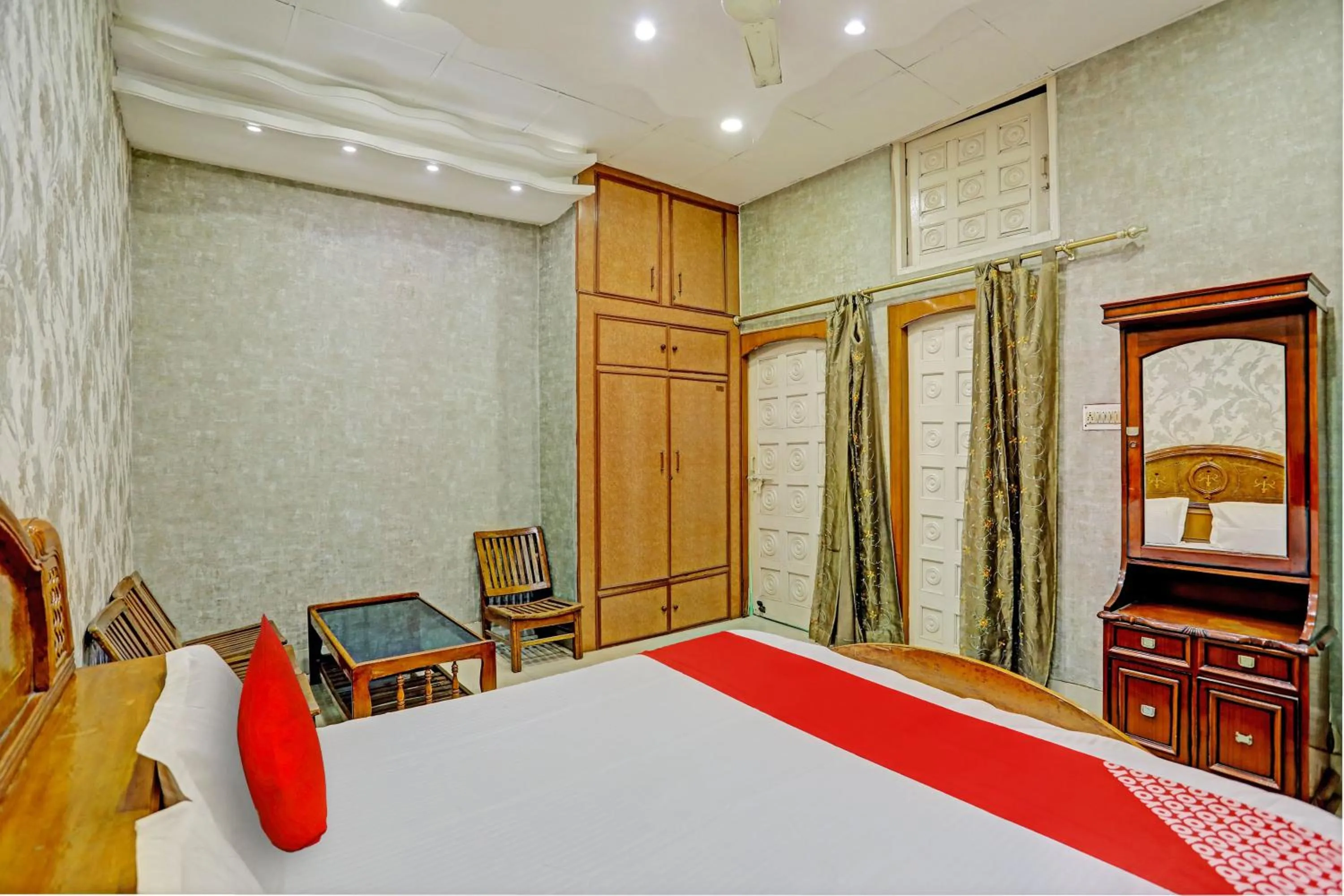 Bedroom, Bed in OYO Flagship Rathour Palace