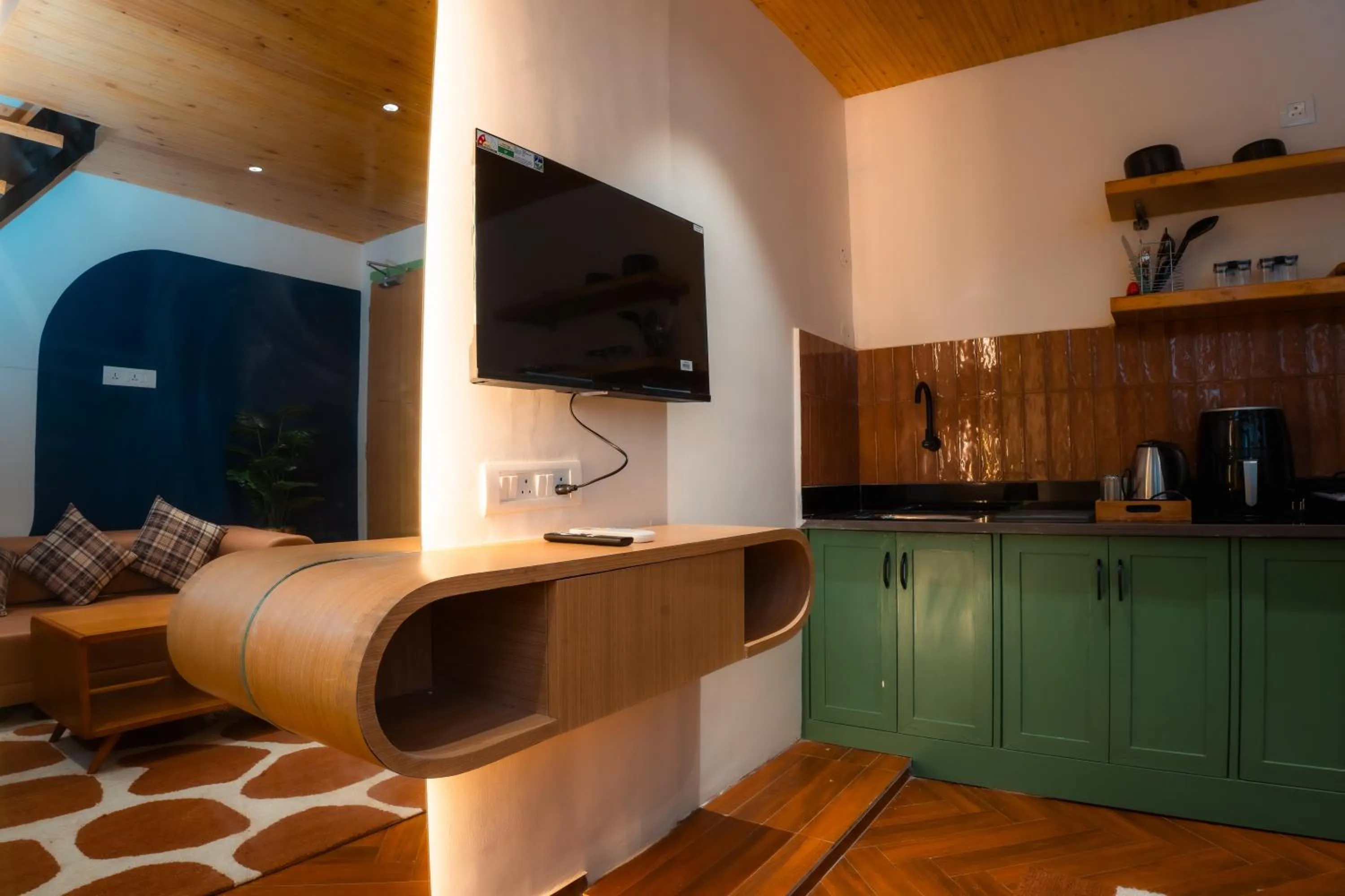 Joey's By The Ganges