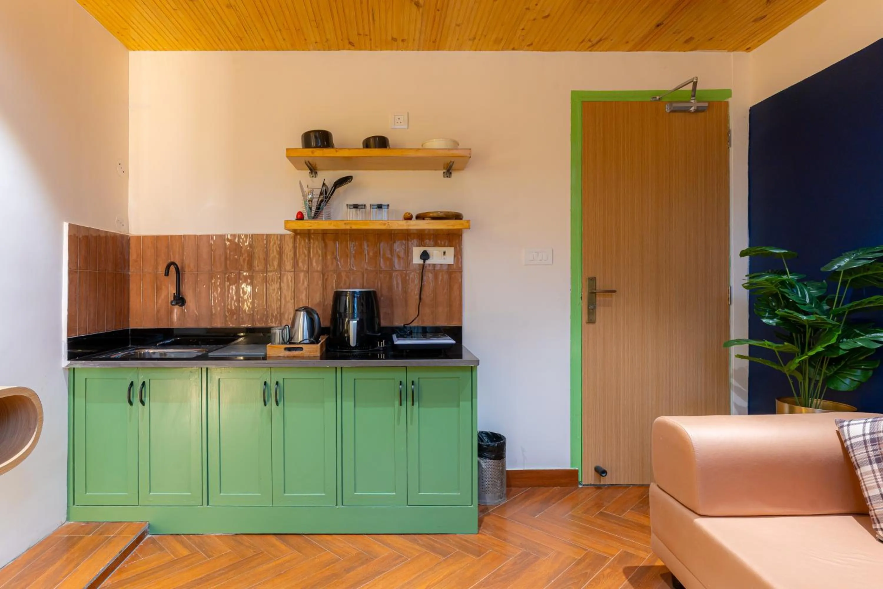 Joey's By The Ganges