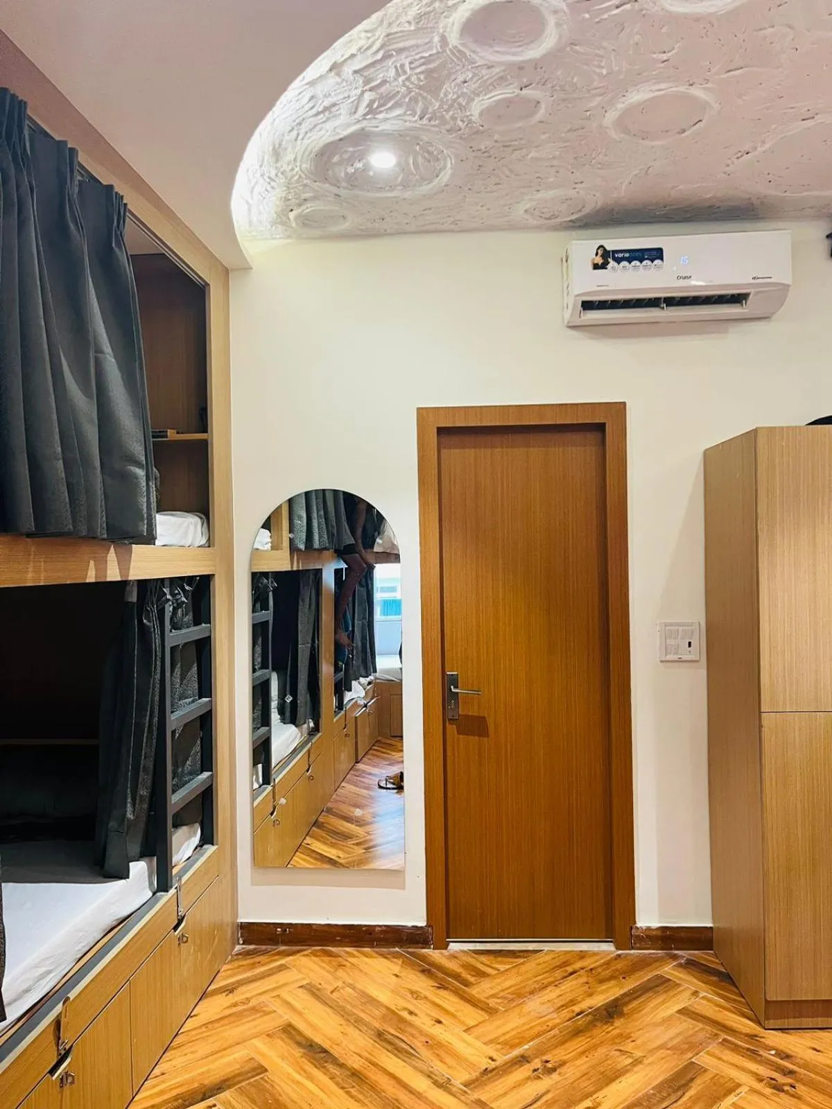 bunk bed in Joey's By The Ganges