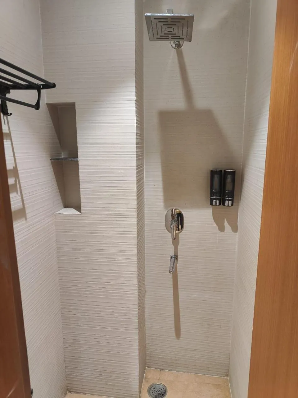 Shower in Joey's By The Ganges