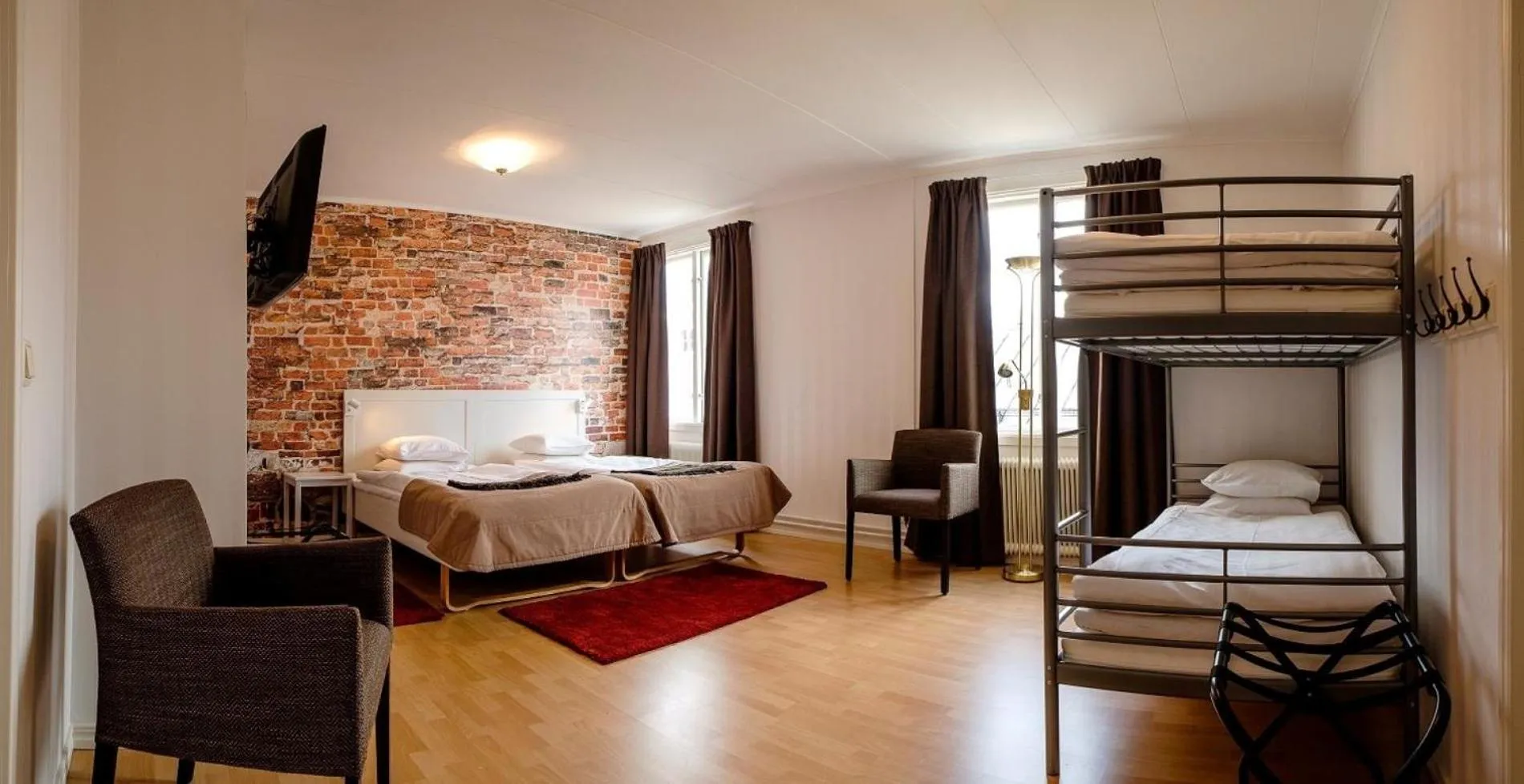 Photo of the whole room, Bed in Eksjö Stadshotell Annex