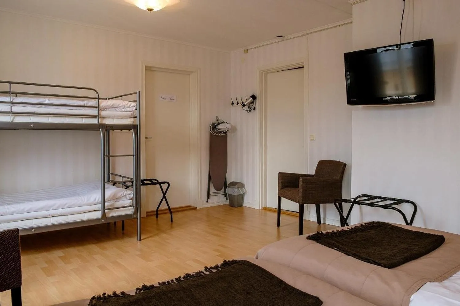 Photo of the whole room, Bed in Eksjö Stadshotell Annex