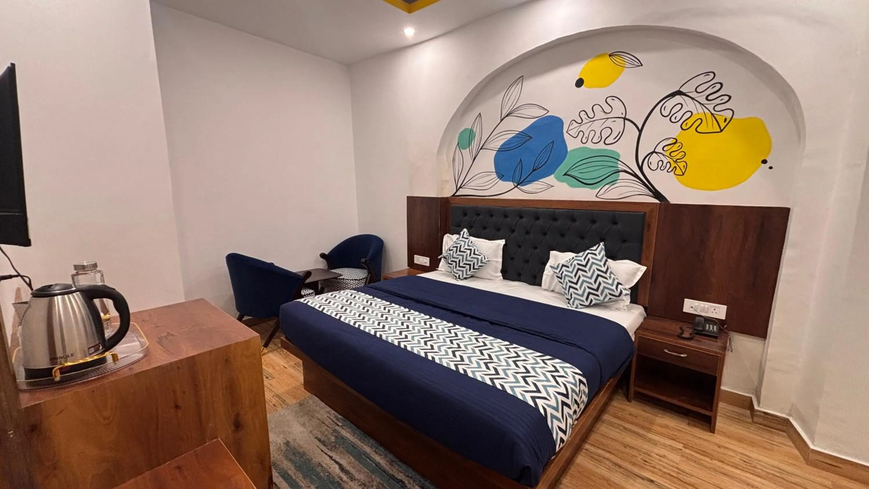 Bed in Shalom Backpackers Mussoorie