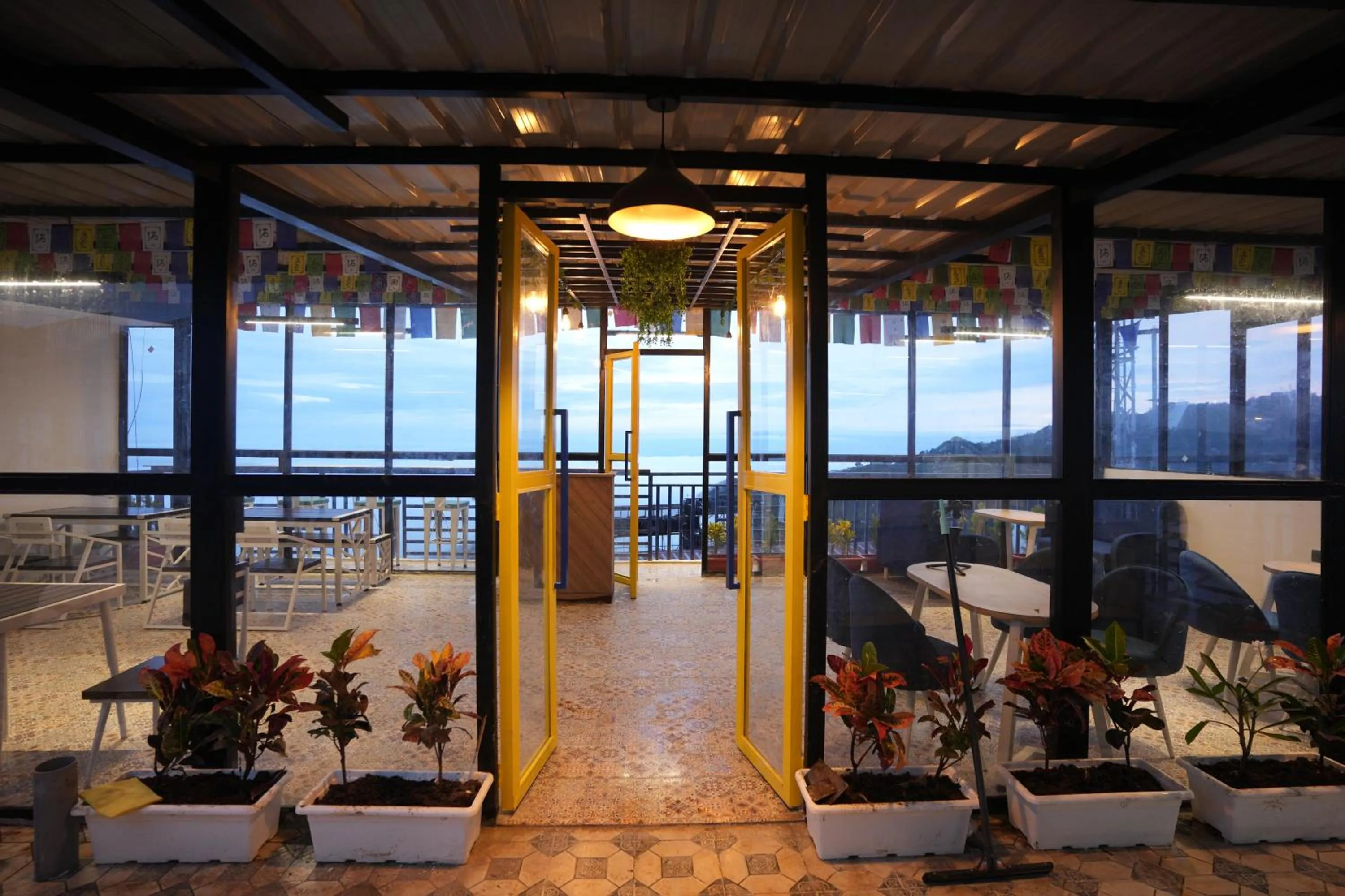 Property building in Shalom Backpackers Mussoorie