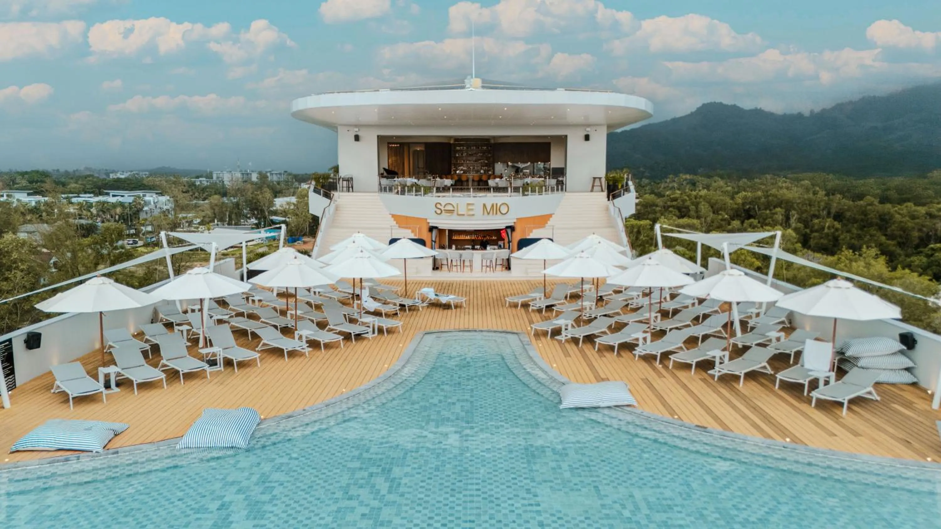 Pool view in Sole Mio Boutique Hotel and Wellness - Adults Only