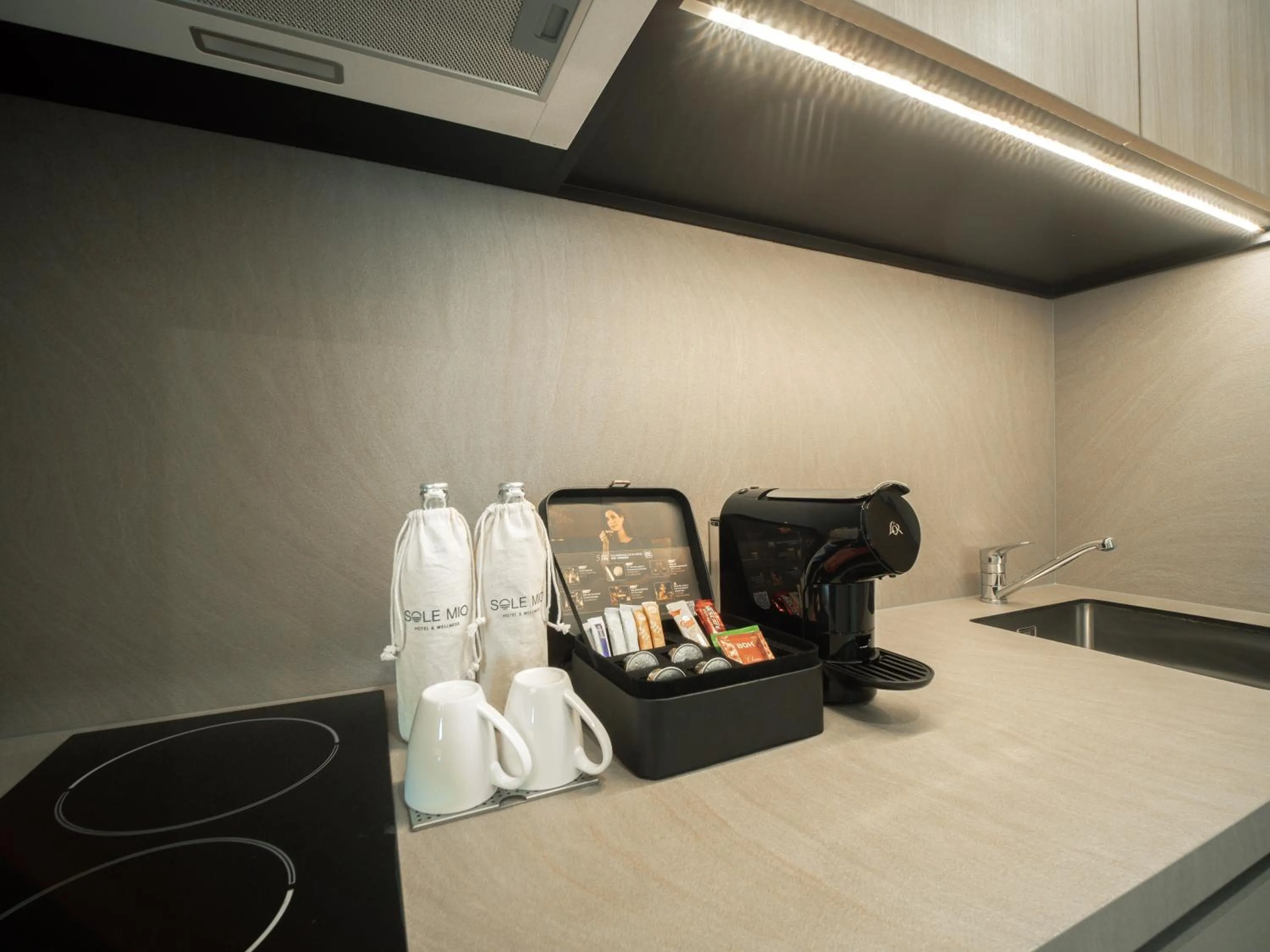 Kitchen or kitchenette in Sole Mio Boutique Hotel and Wellness - Adults Only