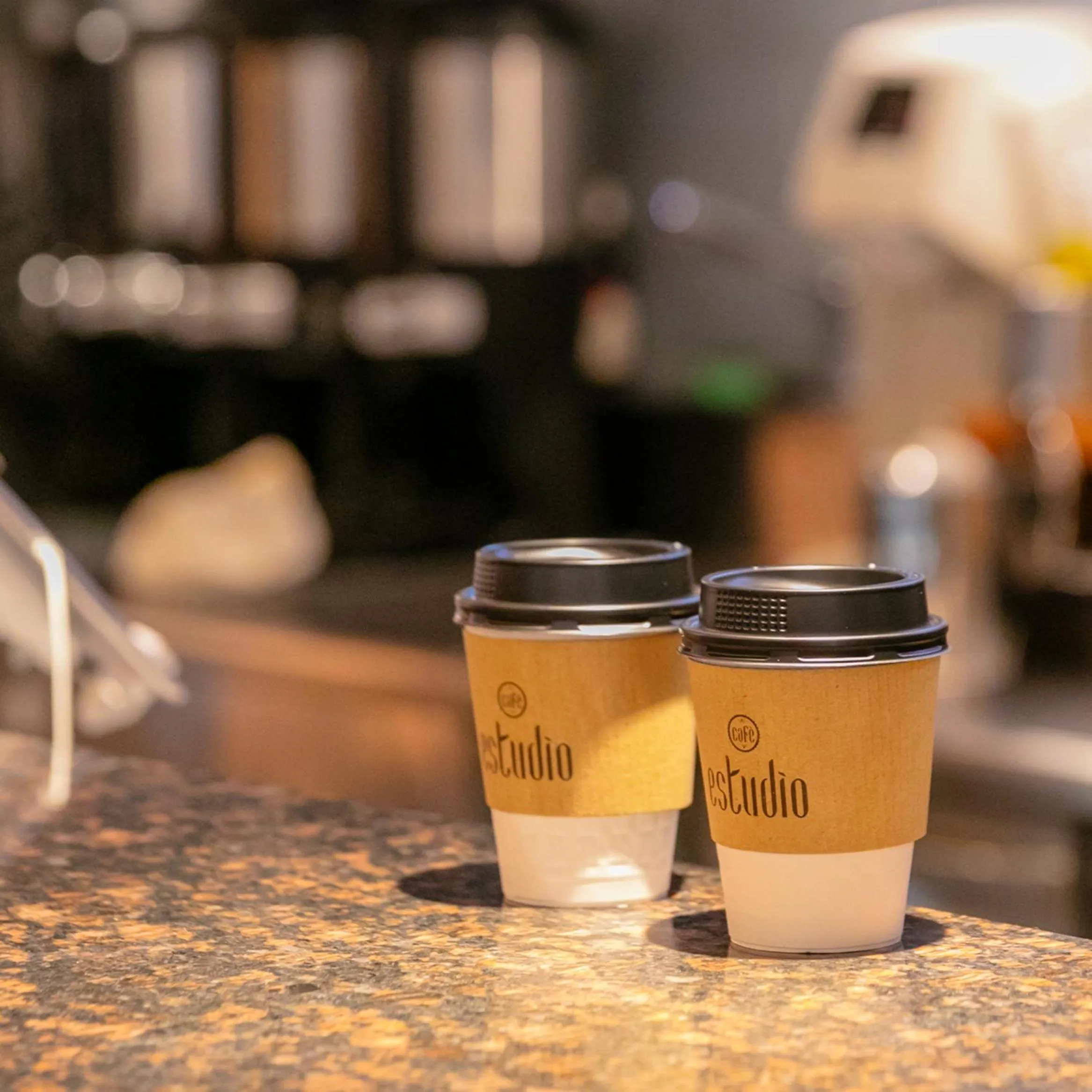 Lounge or bar in Kobe Hotel Juraku