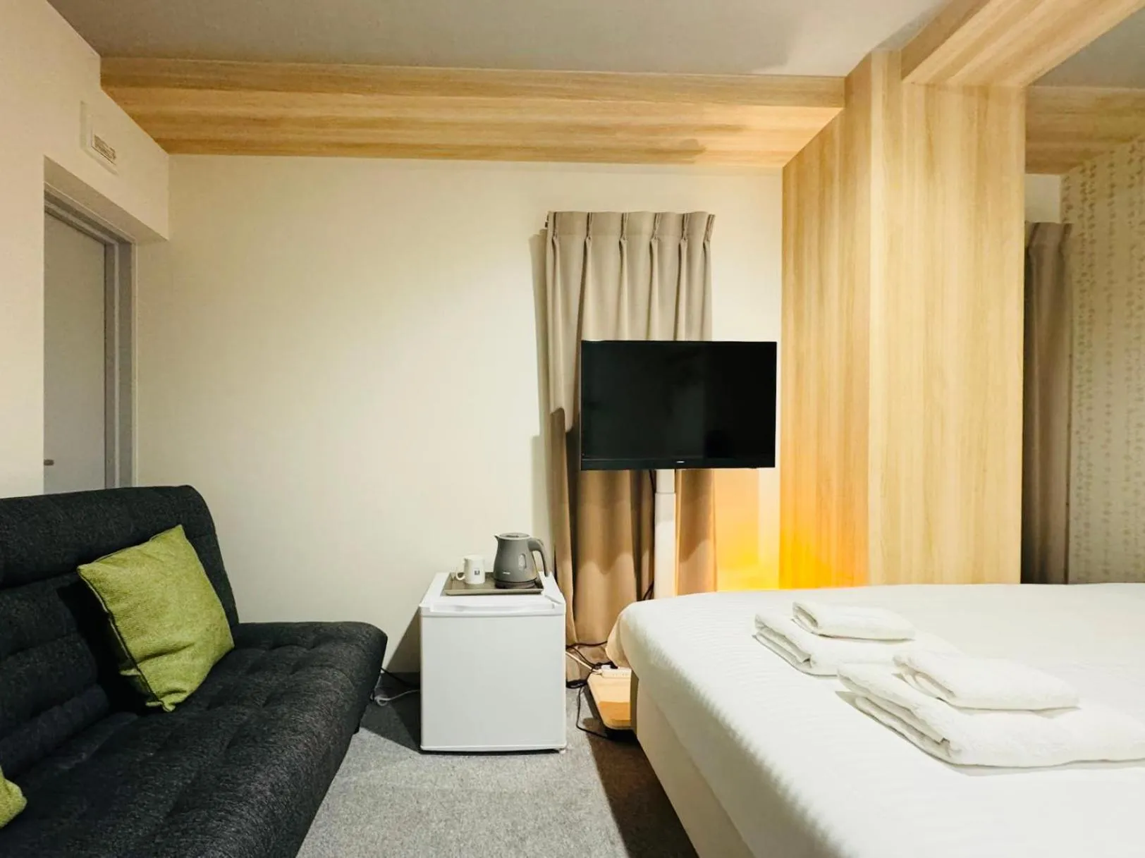 Bed in Y&Y NAMBA HOTEL Osaka