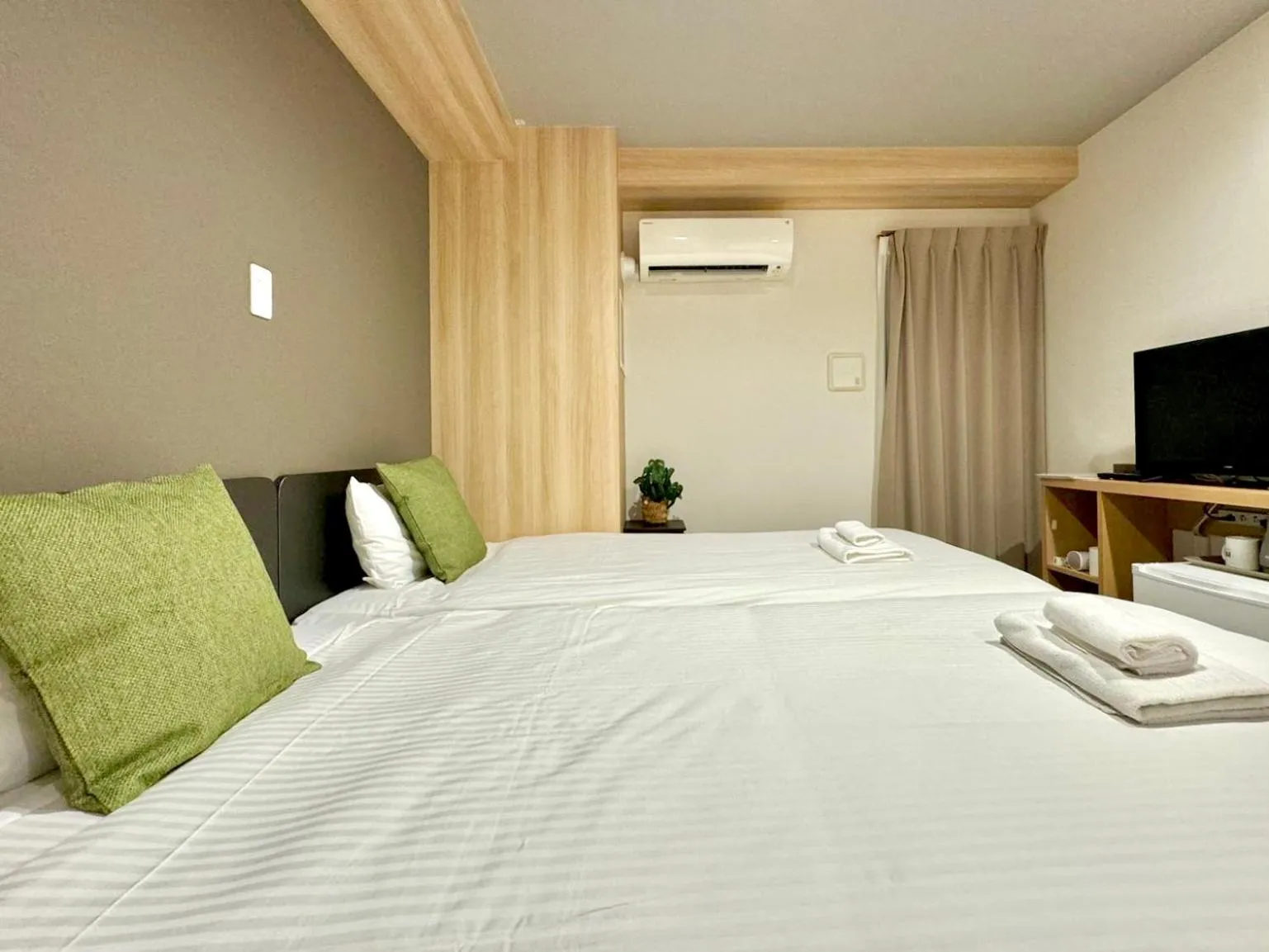 Bed in Y&Y NAMBA HOTEL Osaka