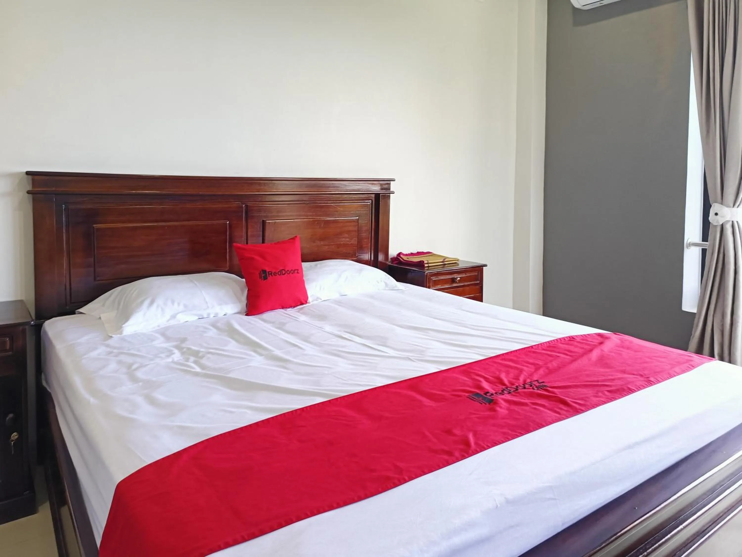Bed in RedDoorz @ Green Homestay Syariah Baubau