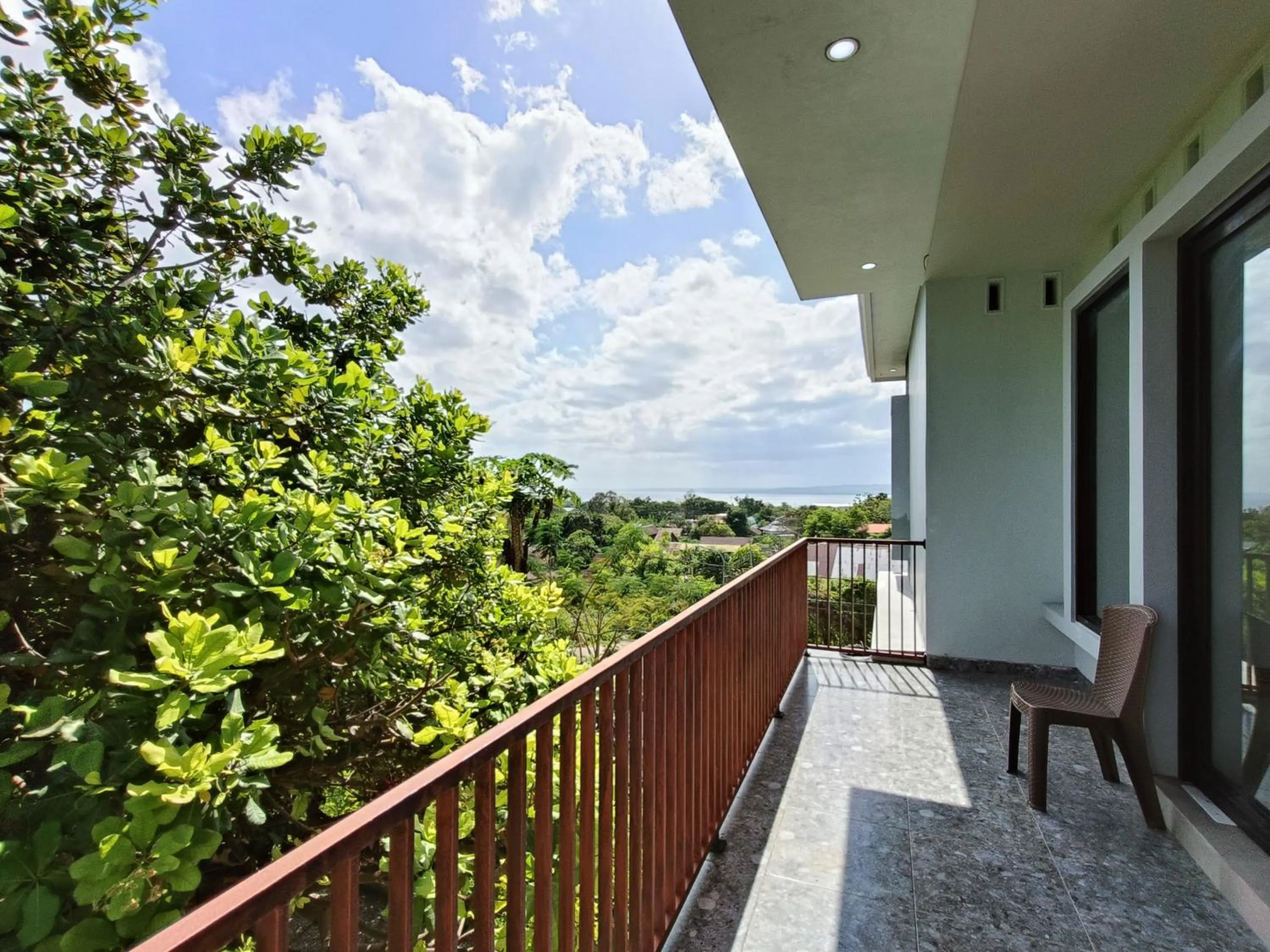 Balcony/Terrace in RedDoorz @ Green Homestay Syariah Baubau