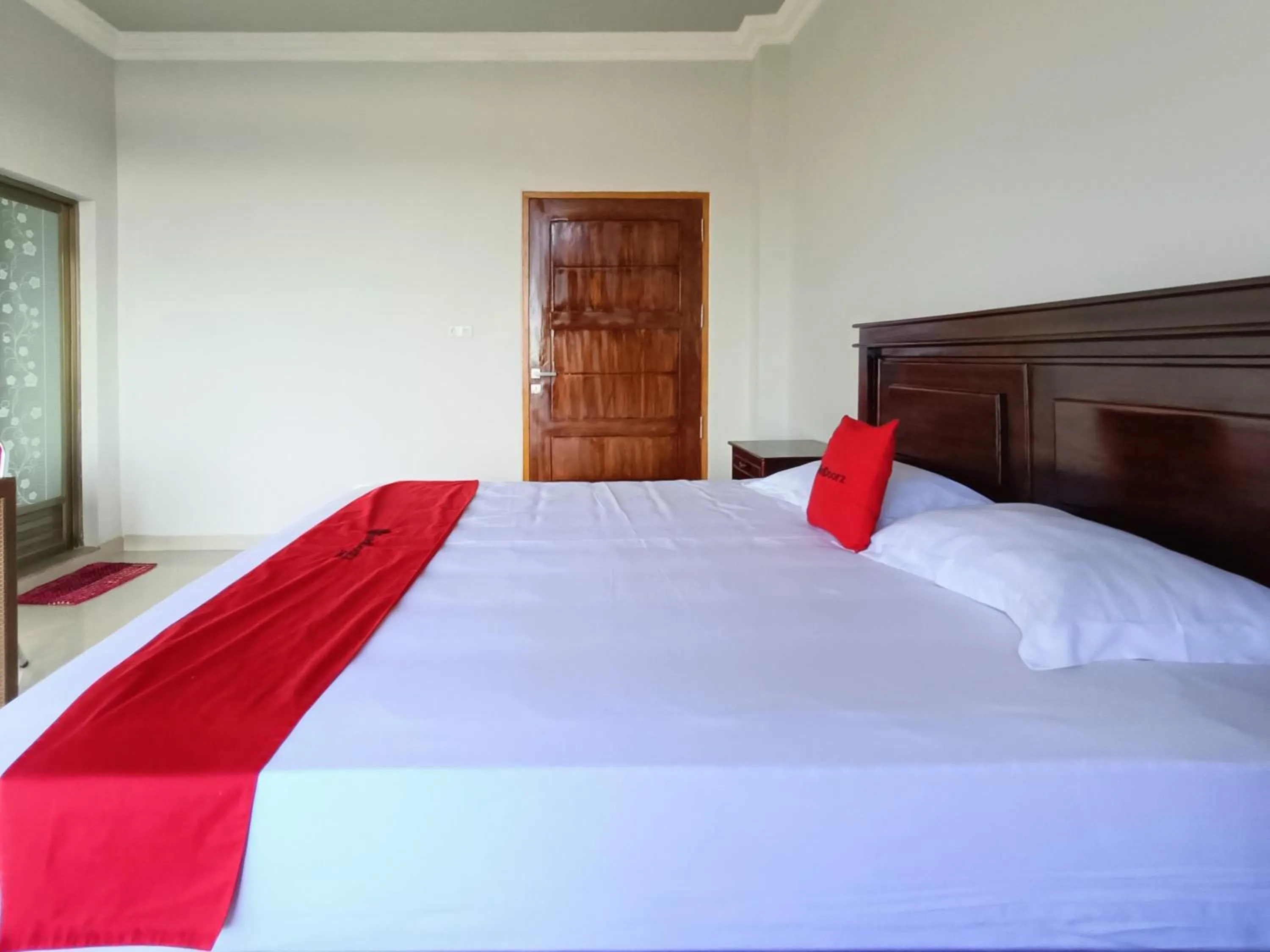 Bed in RedDoorz @ Green Homestay Syariah Baubau