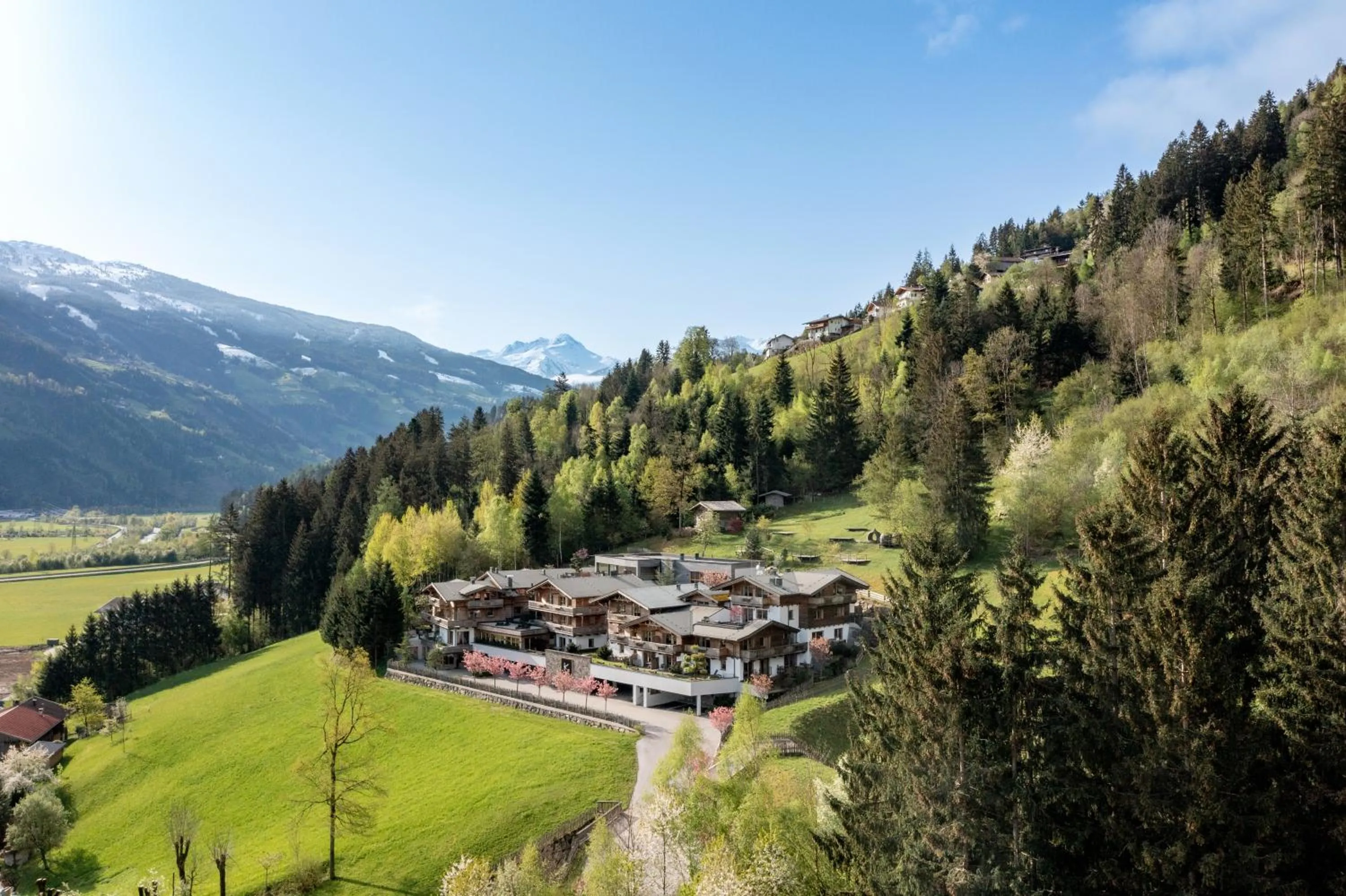 Property building in Das Kaltenbach - ApartHotel