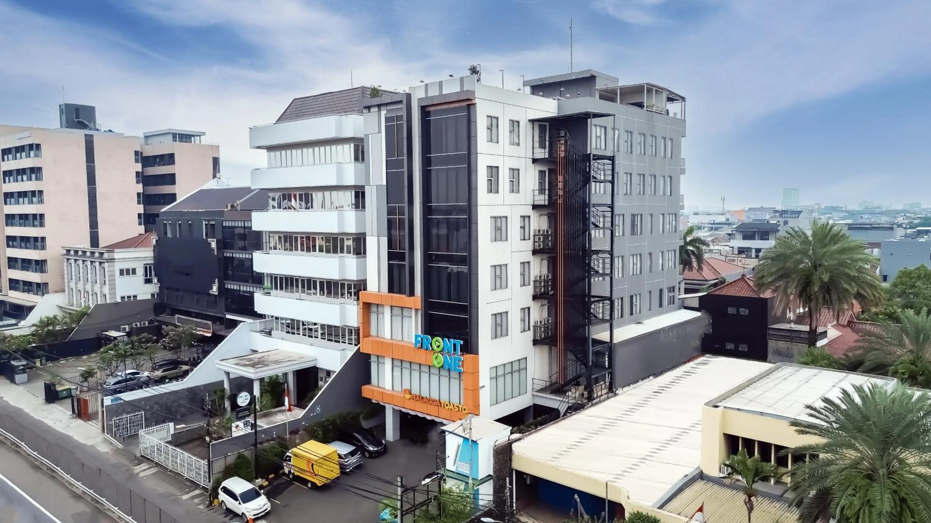 Property building in Front One Boutique Hotel Taman Anggrek