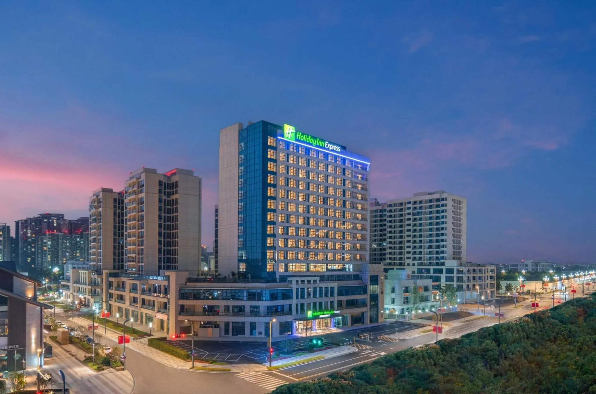 Property building in Holiday Inn Express Mianyang Sci-Tech City by IHG