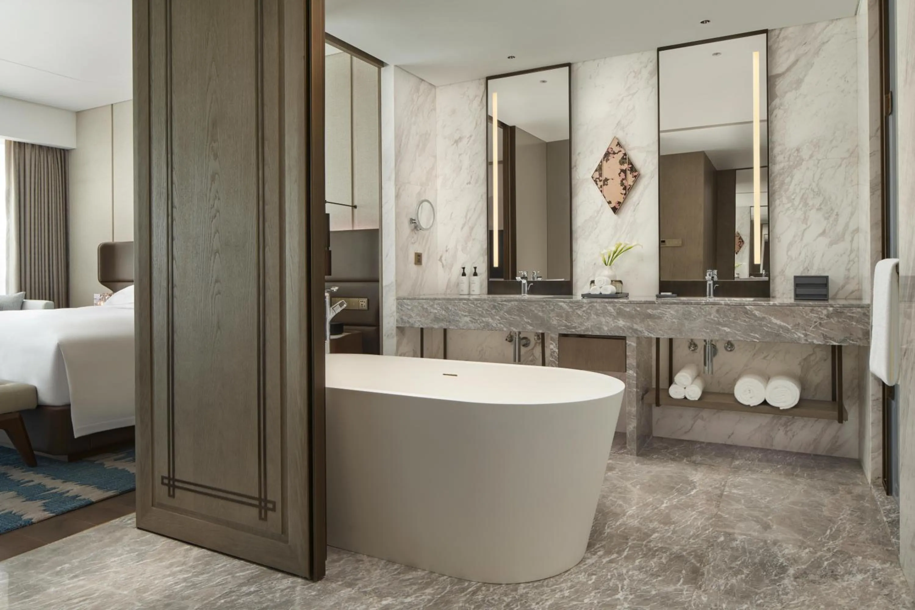 Bath in InterContinental Hotels Zhengzhou