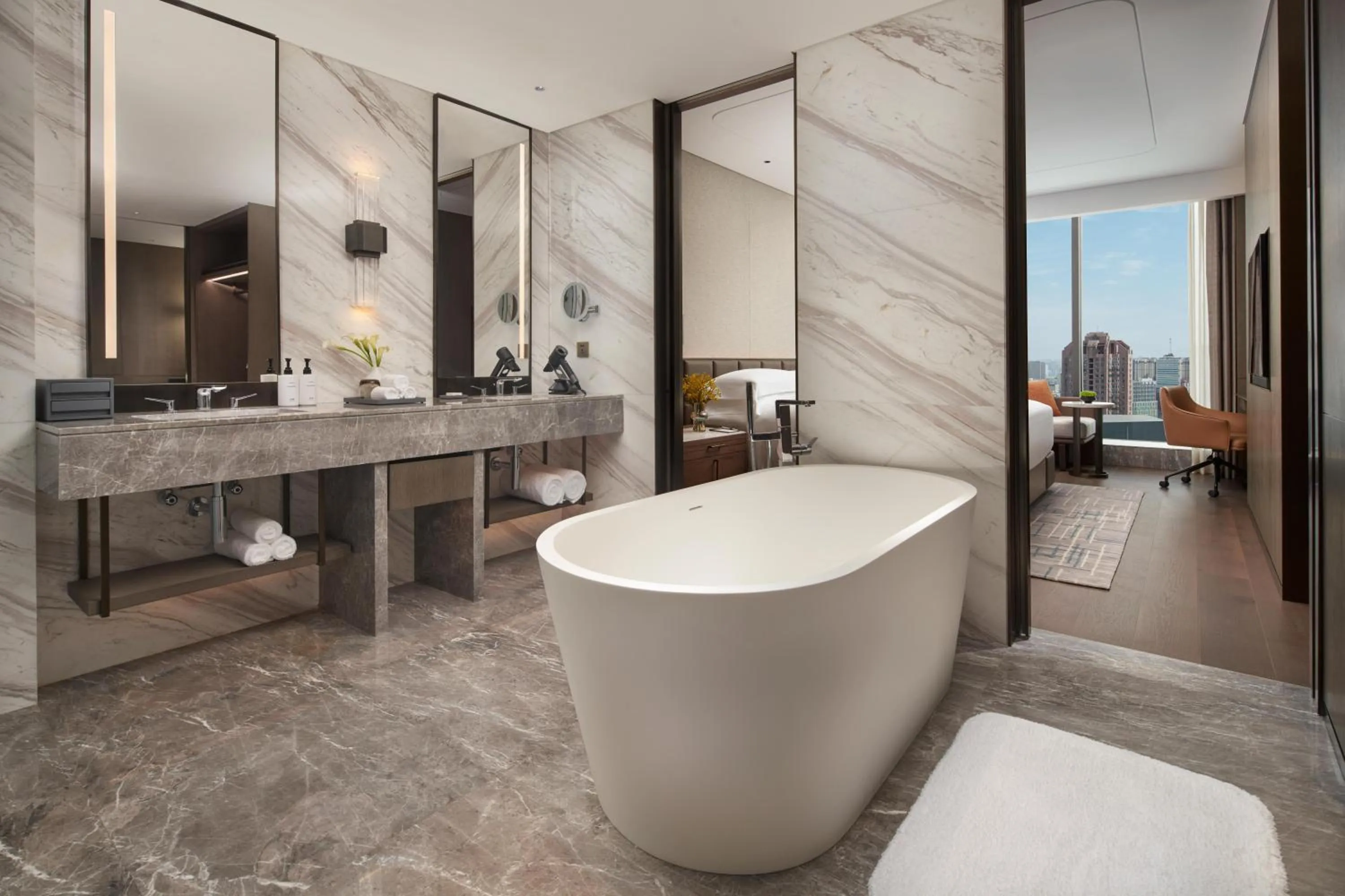 Bathroom in InterContinental Hotels Zhengzhou