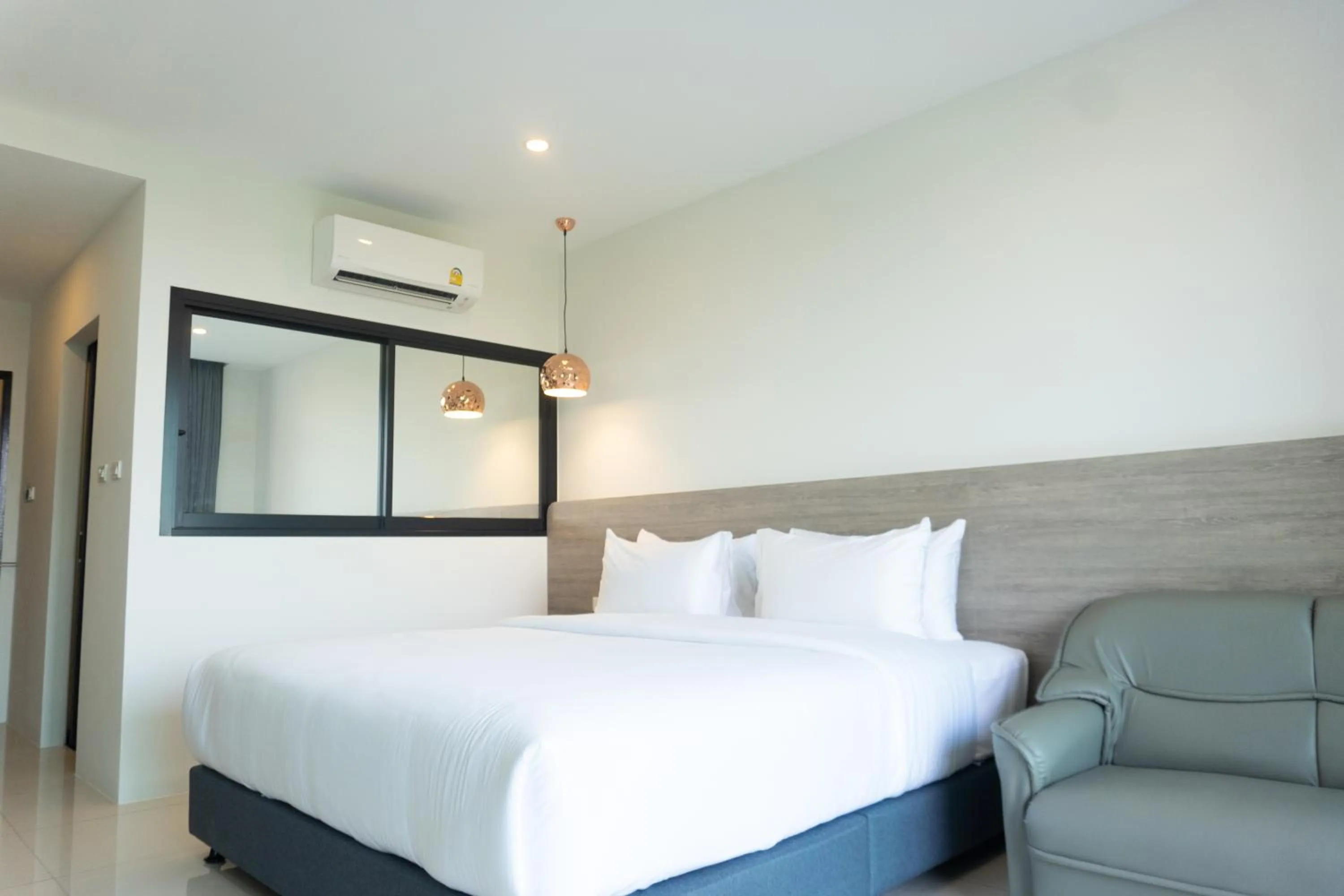 Bed in Mountain&Sea Hotel Prachuap