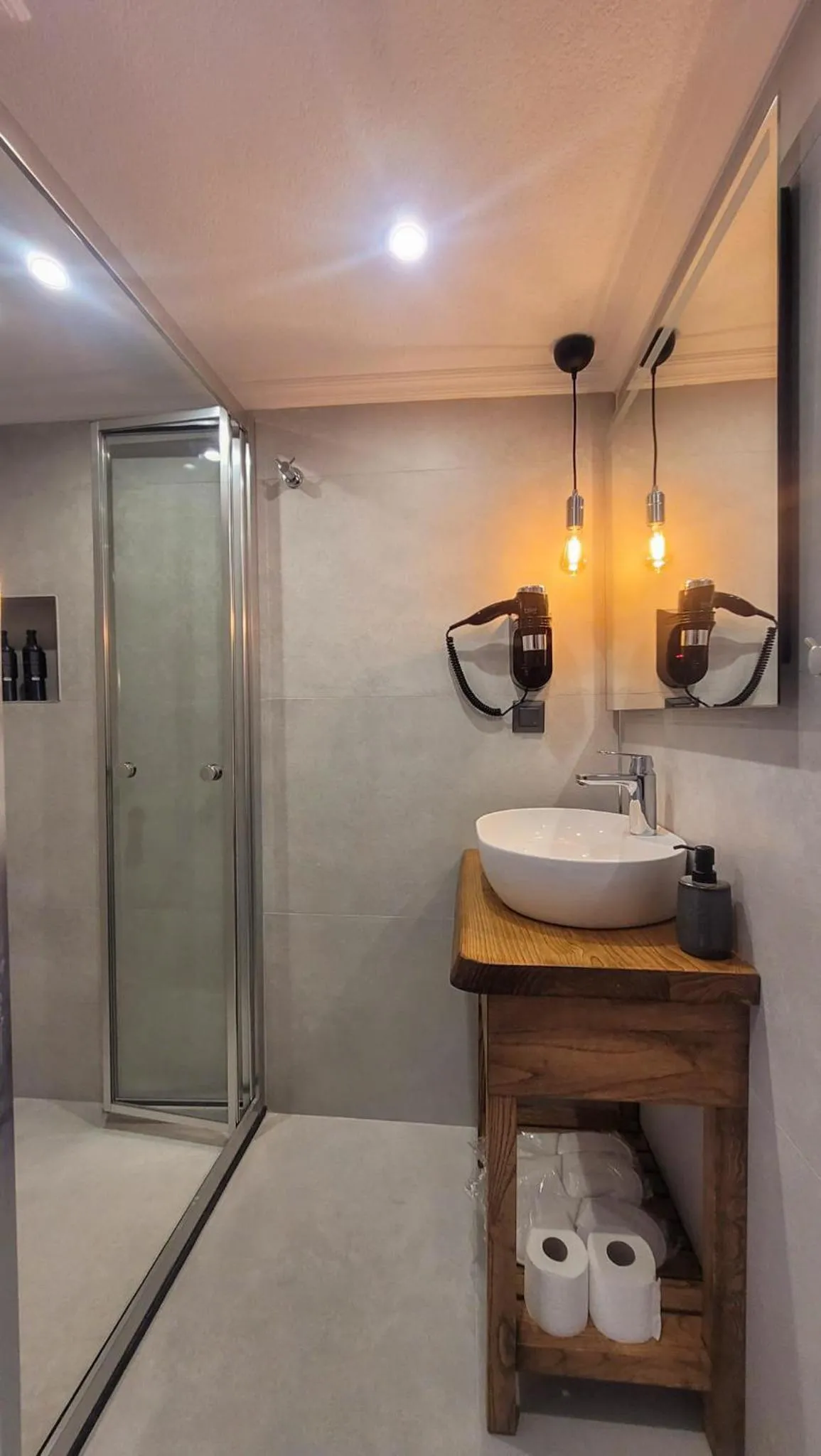 Shower in Blue Point Hotel Yalikavak