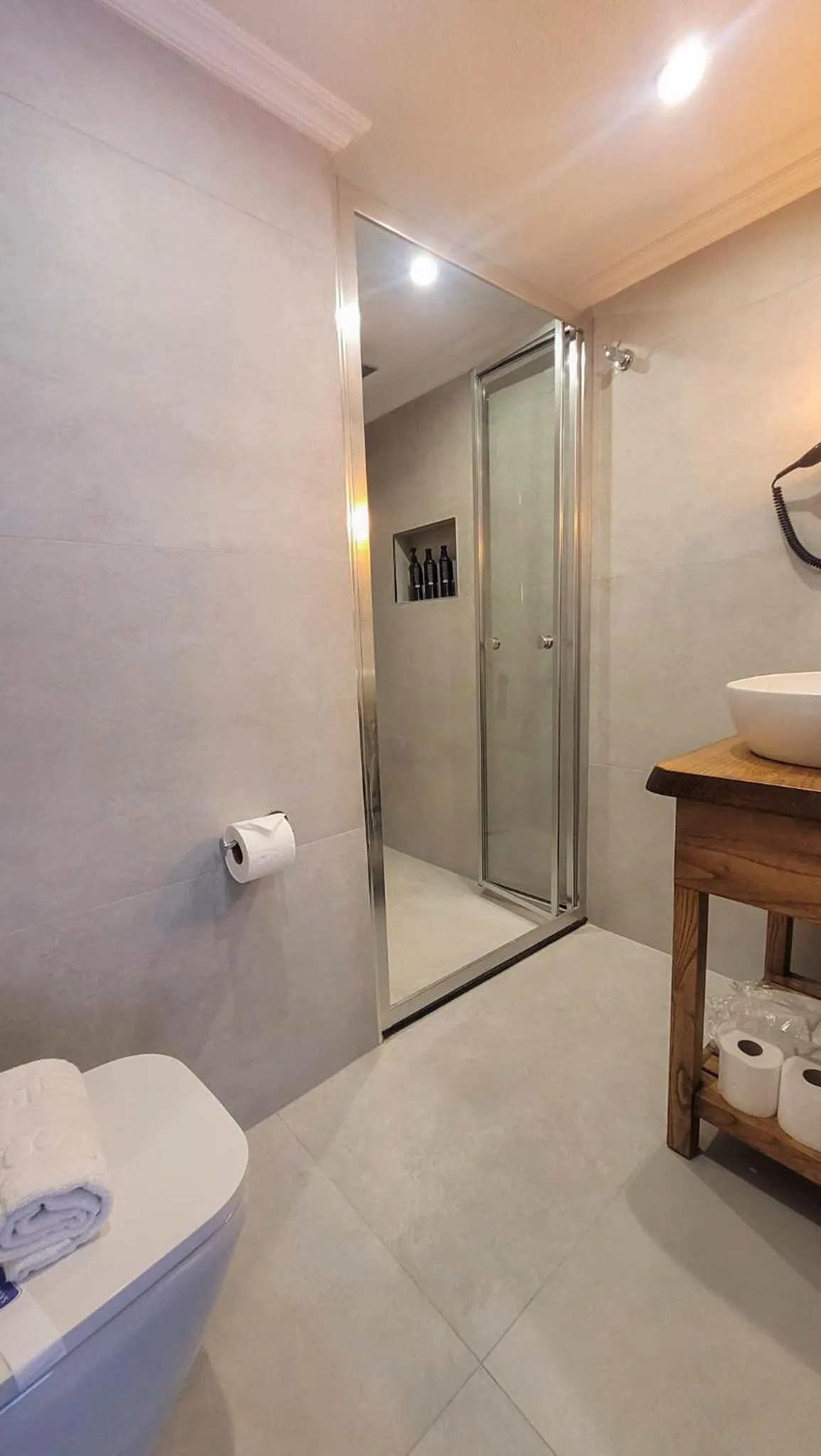 Shower in Blue Point Hotel Yalikavak