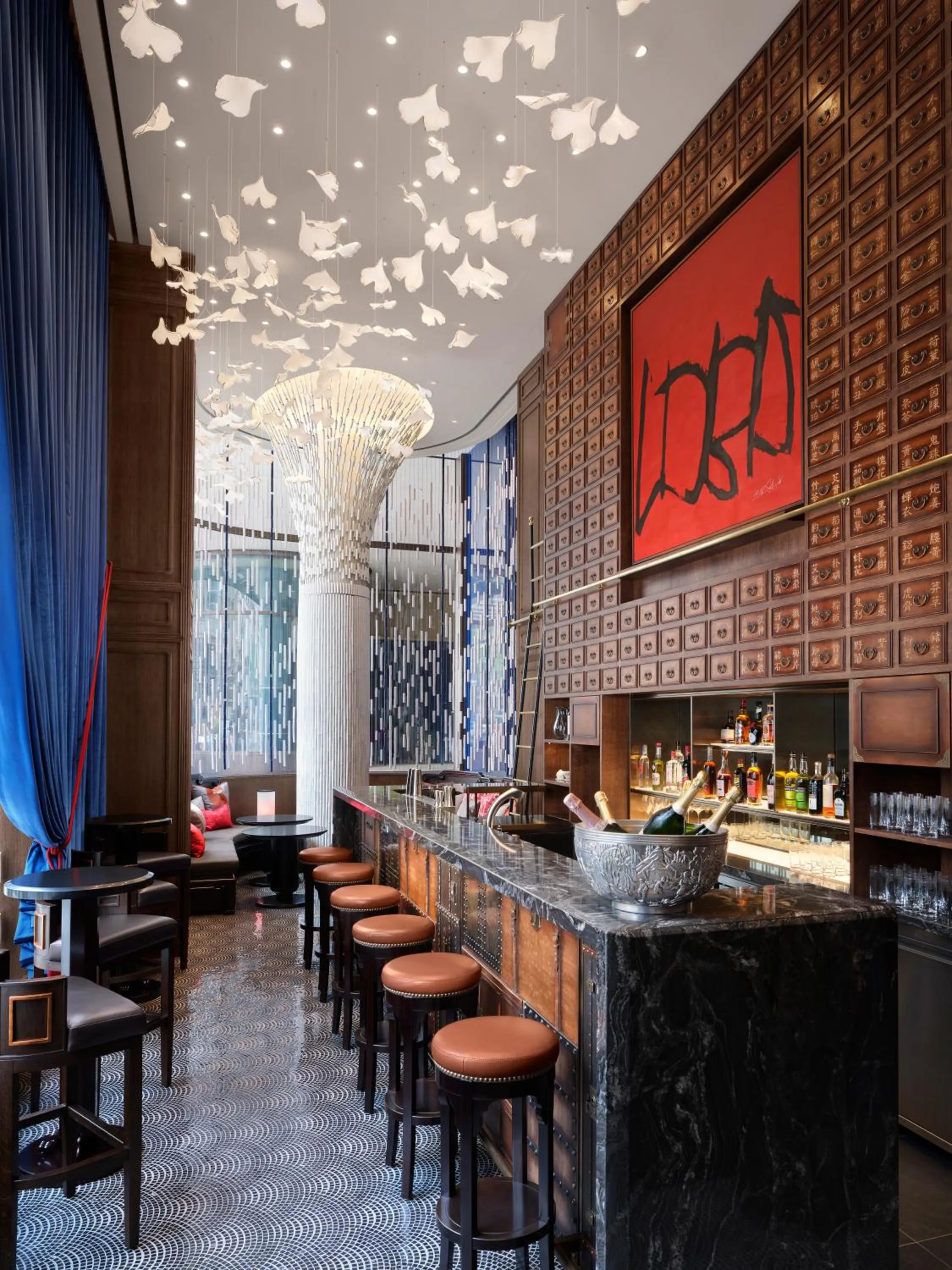 Restaurant/places to eat in The Peninsula London