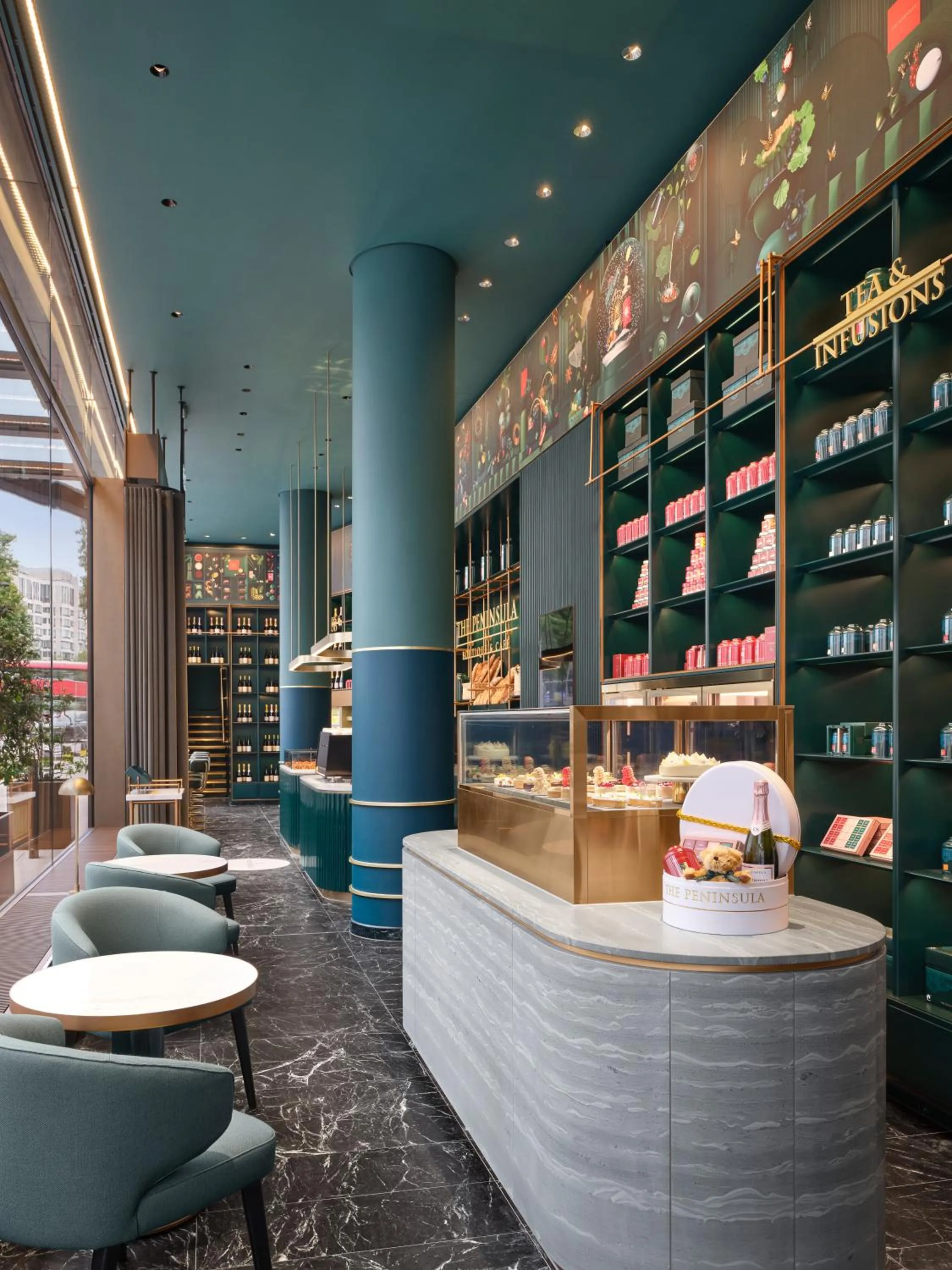 Restaurant/places to eat in The Peninsula London