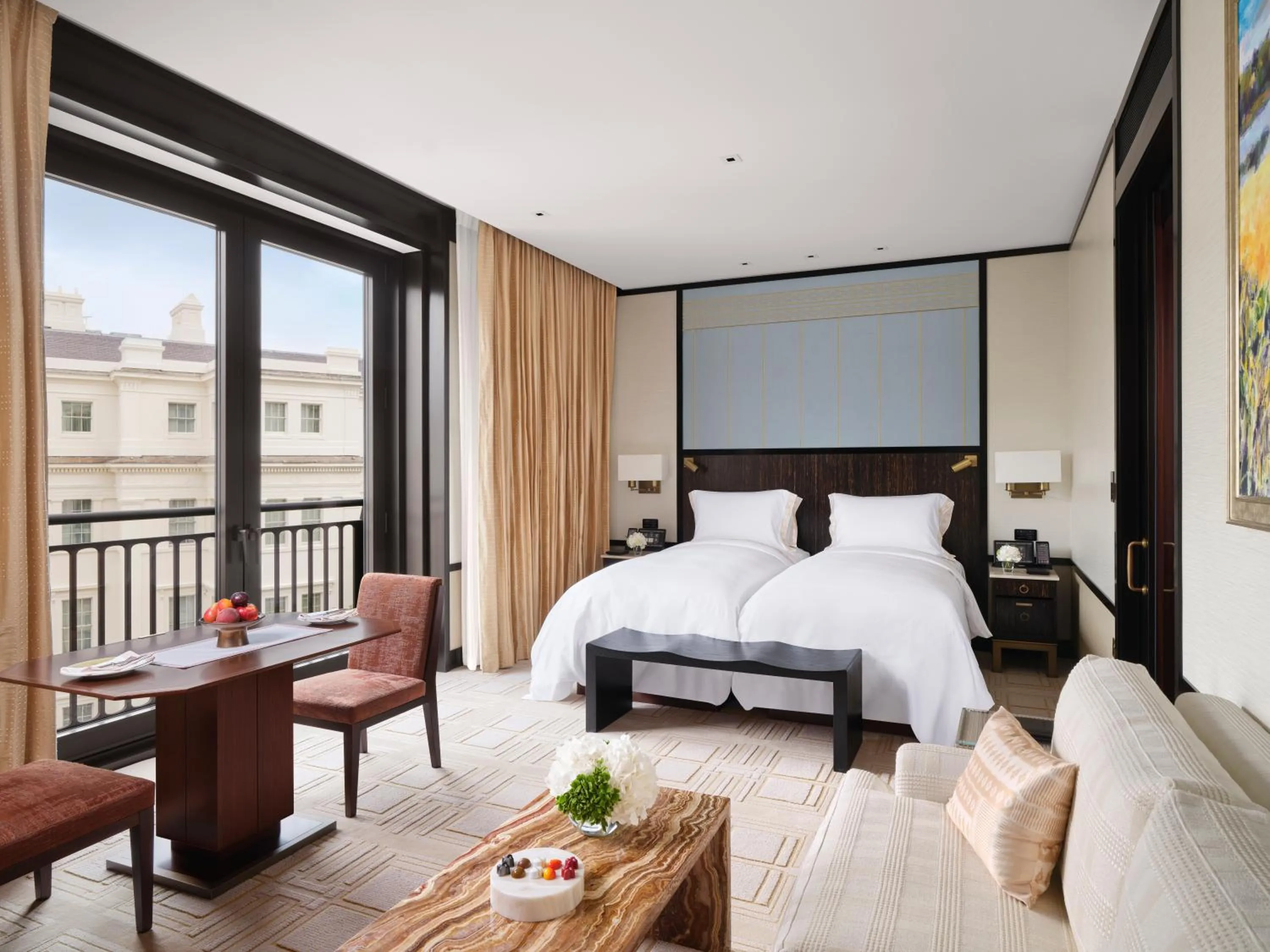 Bedroom, Bed in The Peninsula London