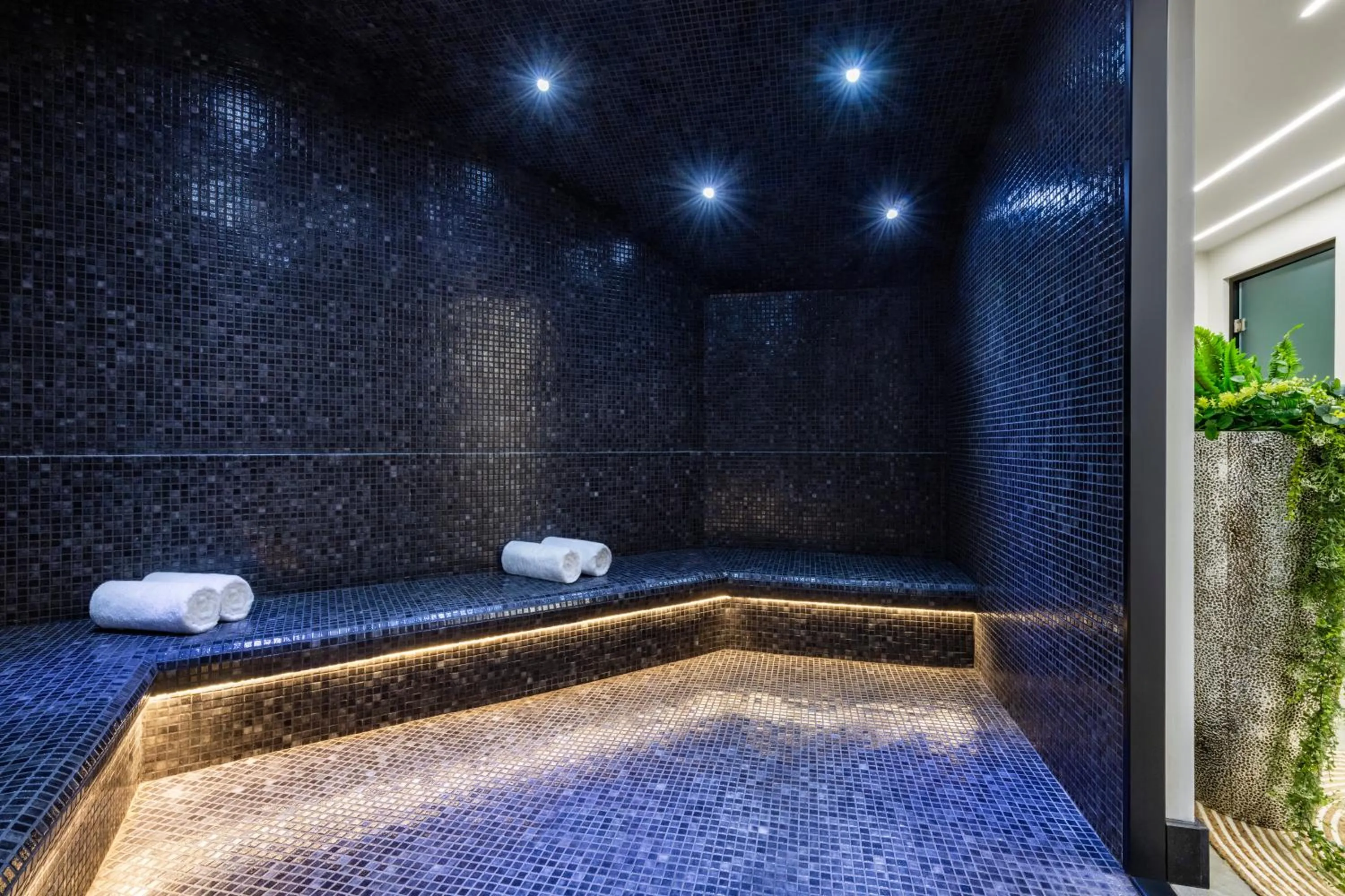 Sauna in STEPS Batumi Hotel & Suites