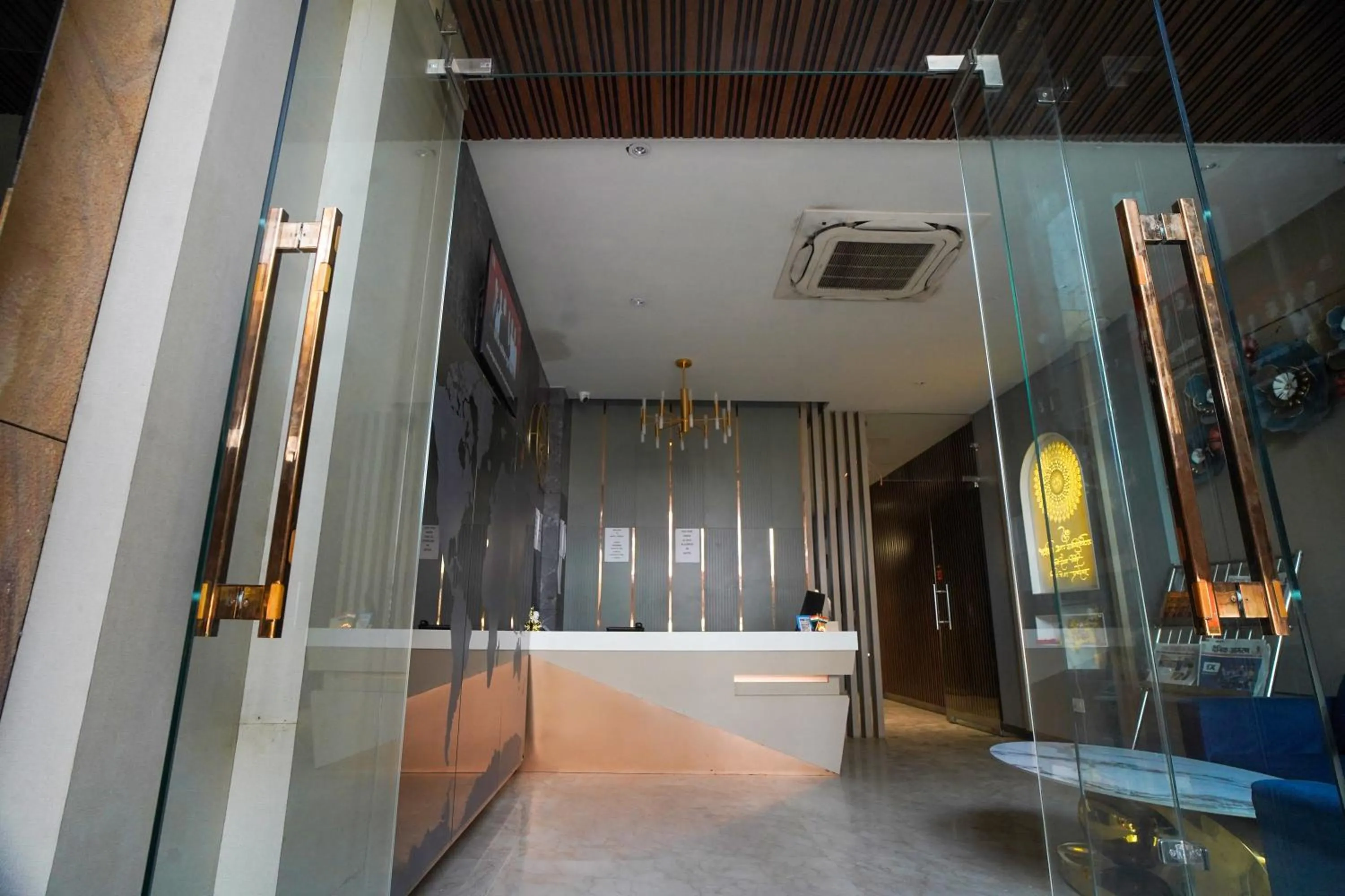 Facade/entrance in Familia Hotel and Banquets